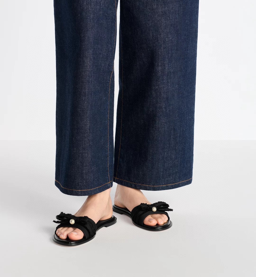 NO:233330,Dior｜Spring and Summer ~ New products of bow flat slippers, slippers, dior, slippers19860909Dior｜春夏～ 蝴蝶结平底拖鞋新品,拖鞋,dior,slippers,Women's Shoes
