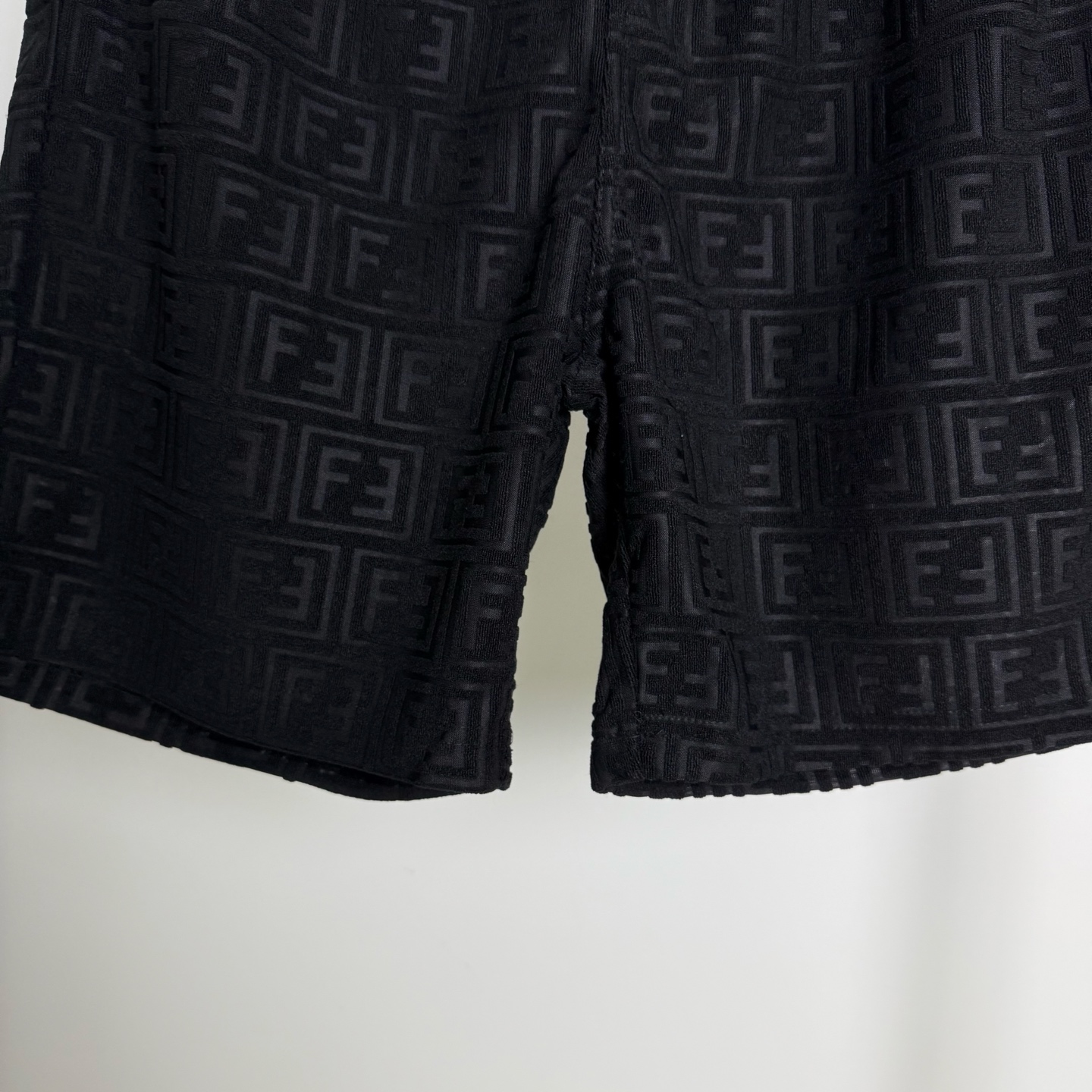 Fendi FENDI 芬迪 25ss新款FF字母LOGO标识提花毛巾绒短裤