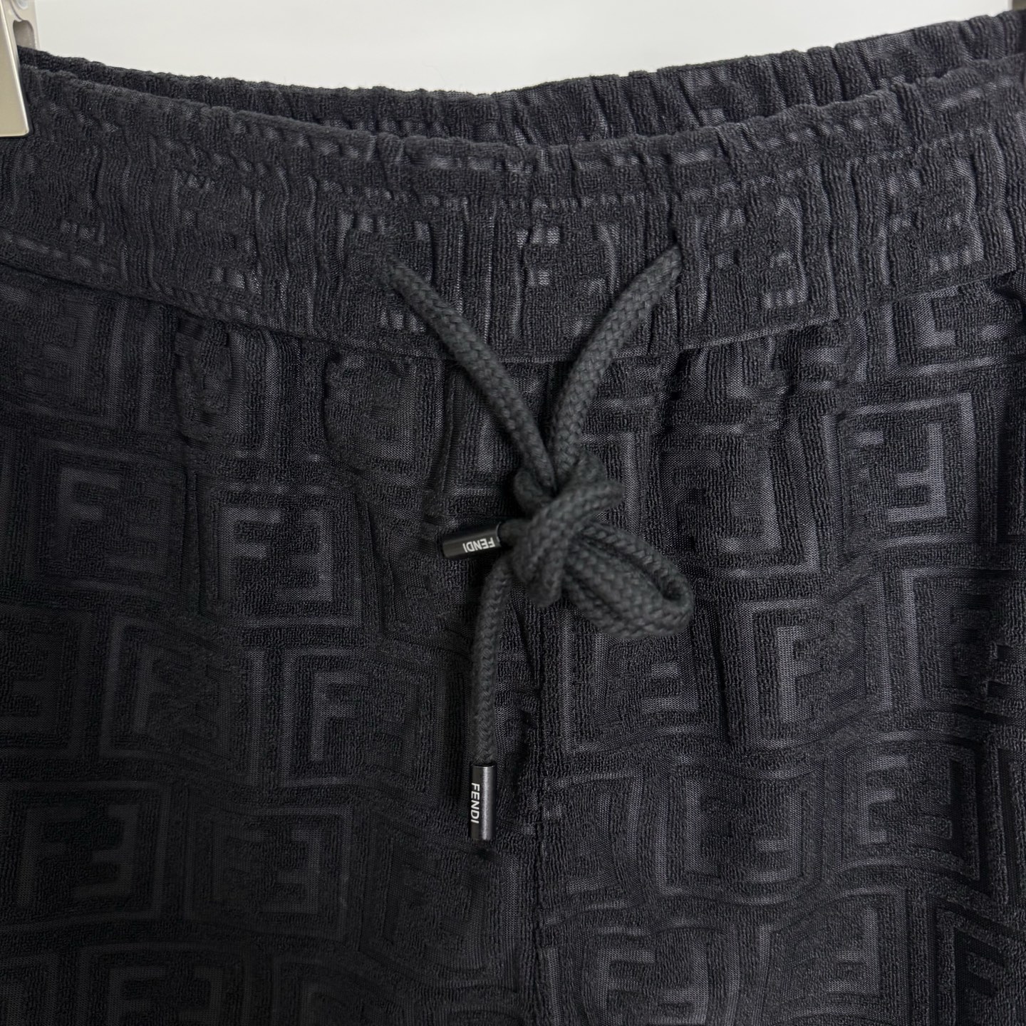 Fendi FENDI 芬迪 25ss新款FF字母LOGO标识提花毛巾绒短裤
