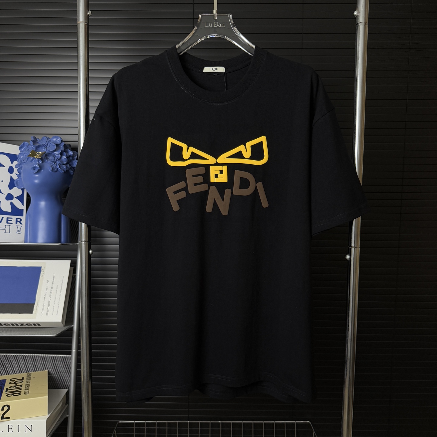 Fendi FENDI/芬迪植绒立体字母LOGO圆领短袖T恤