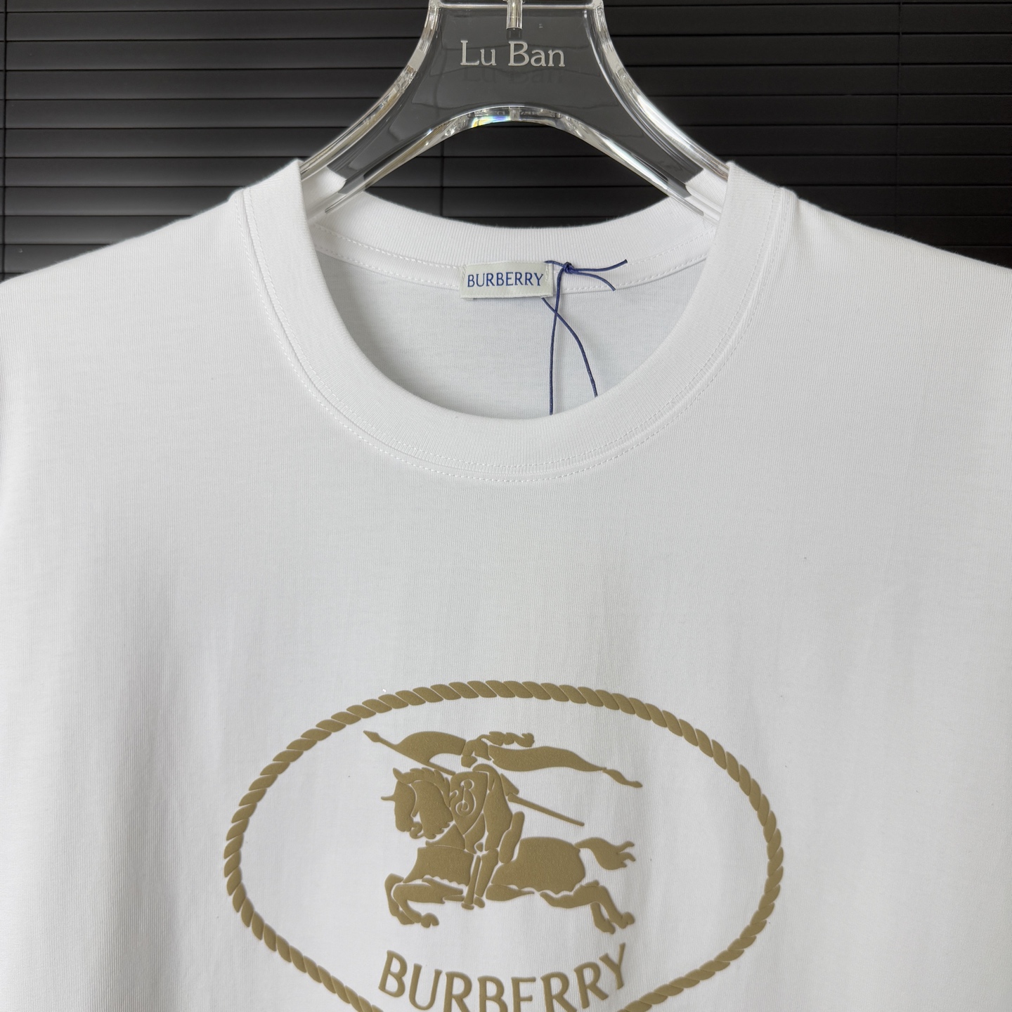 Burberry BURBERRY/巴宝莉 绒面发泡战马 立体胶印字母LOGO圆领短袖T恤