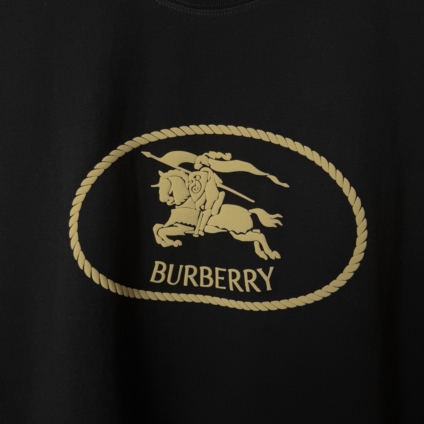 Burberry BURBERRY/巴宝莉 绒面发泡战马 立体胶印字母LOGO圆领短袖T恤