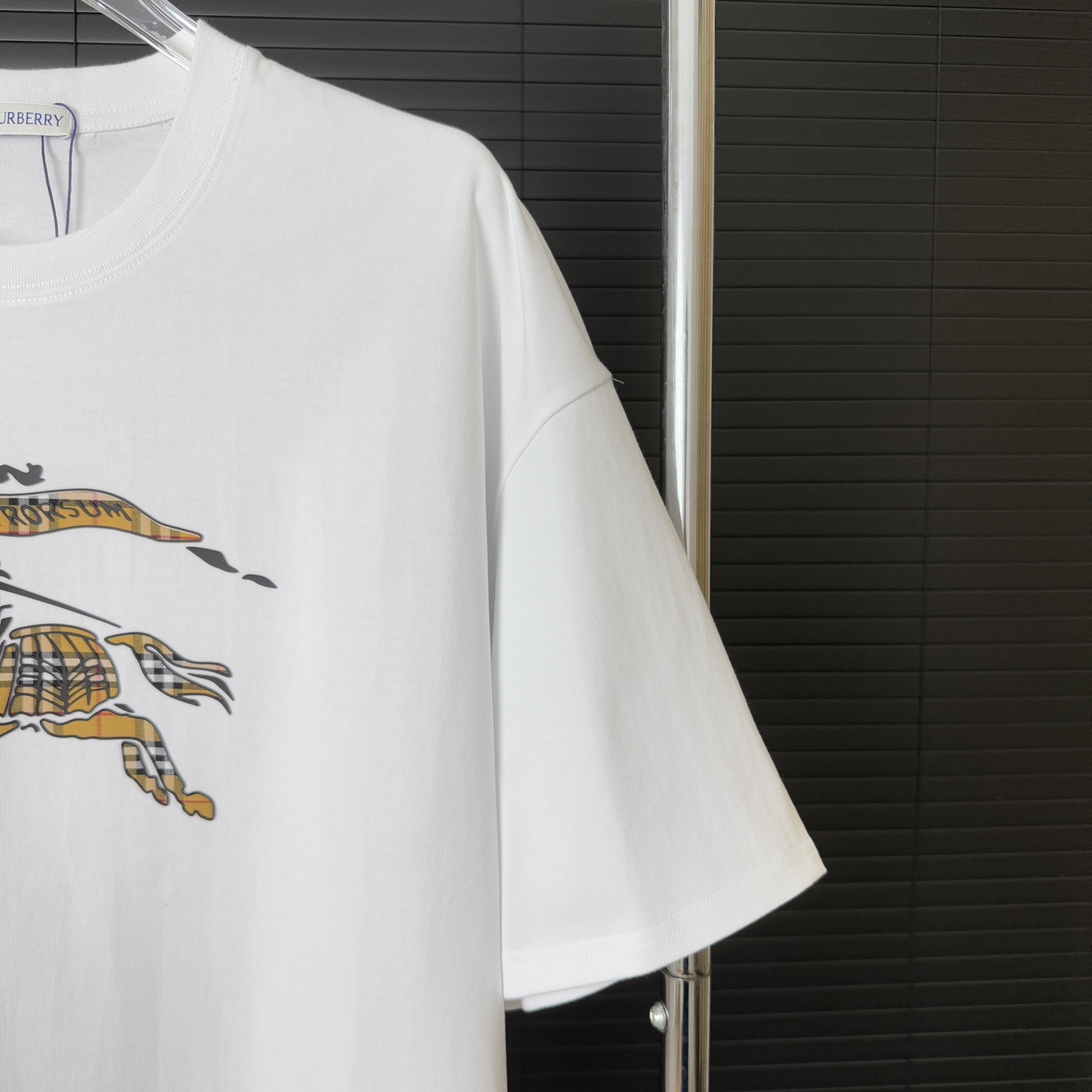 Burberry BURBERRY/巴宝莉 贴布战马 立体胶印字母LOGO圆领短袖T恤