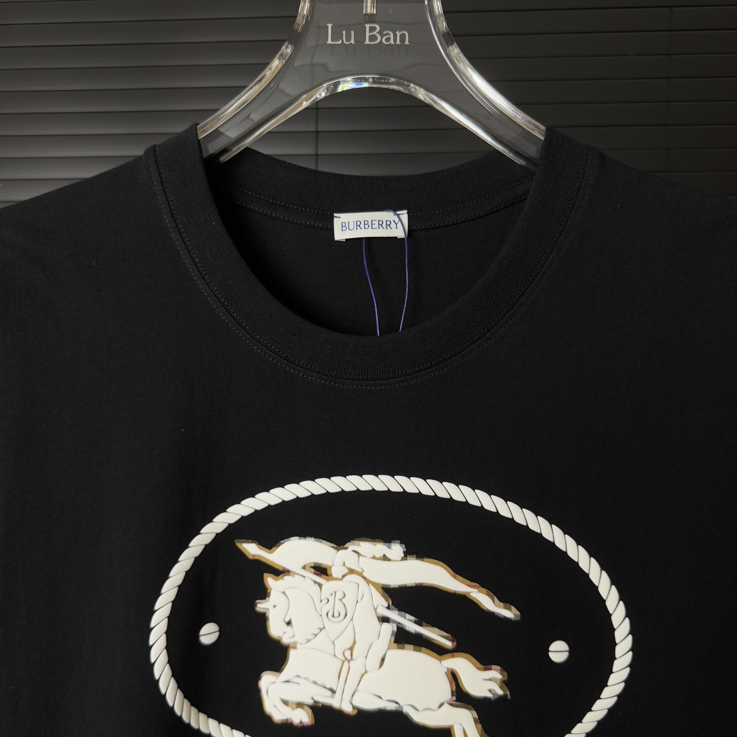 Burberry BURBERRY/巴宝莉 贴布发泡绒面战马 字母LOGO圆领短袖T恤