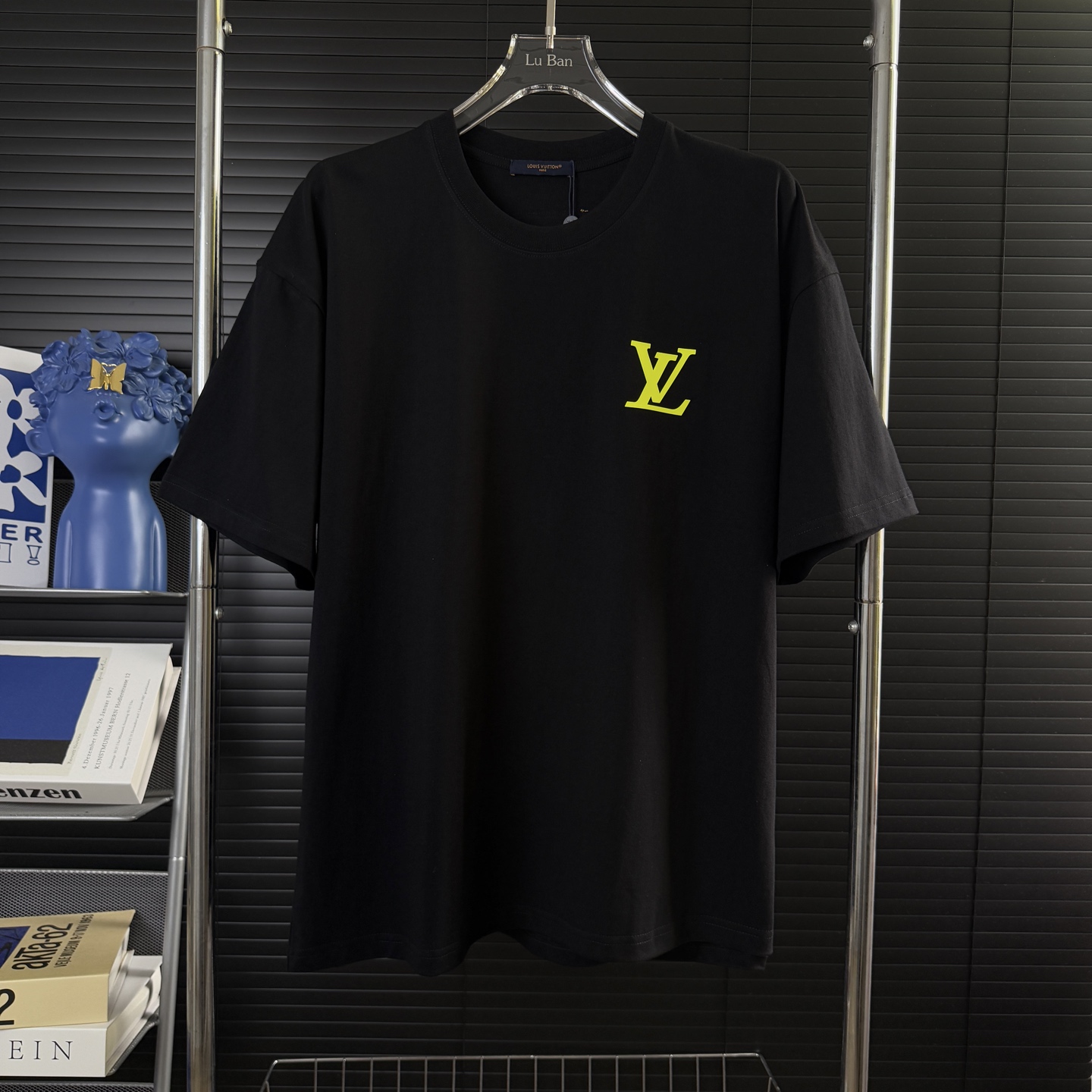 P80 A211 (Reposición a largo plazo, llegada al día siguiente) Camiseta de manga corta con cuello redondo y logo tridime…