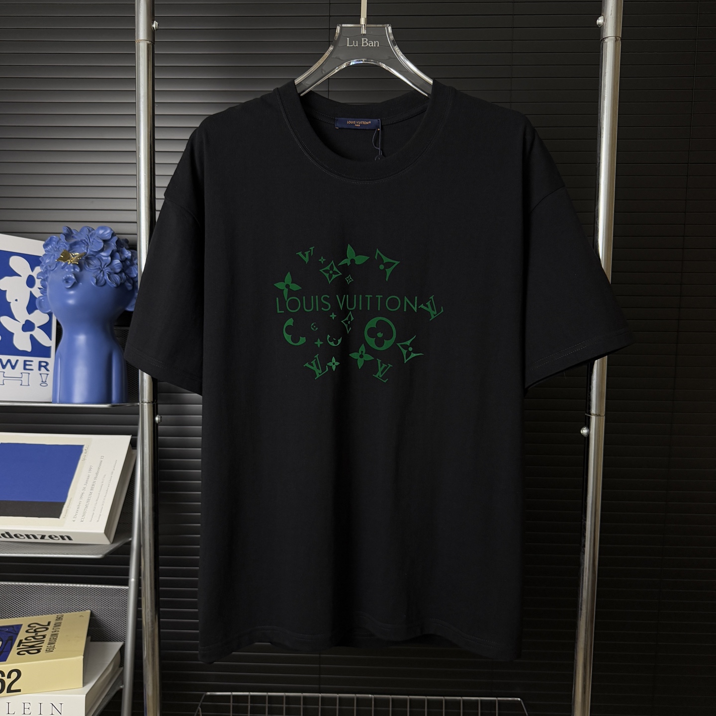 P80 A217 (Reposición a largo plazo, llegada al día siguiente) Camiseta de manga corta con cuello redondo y logo en bloq…