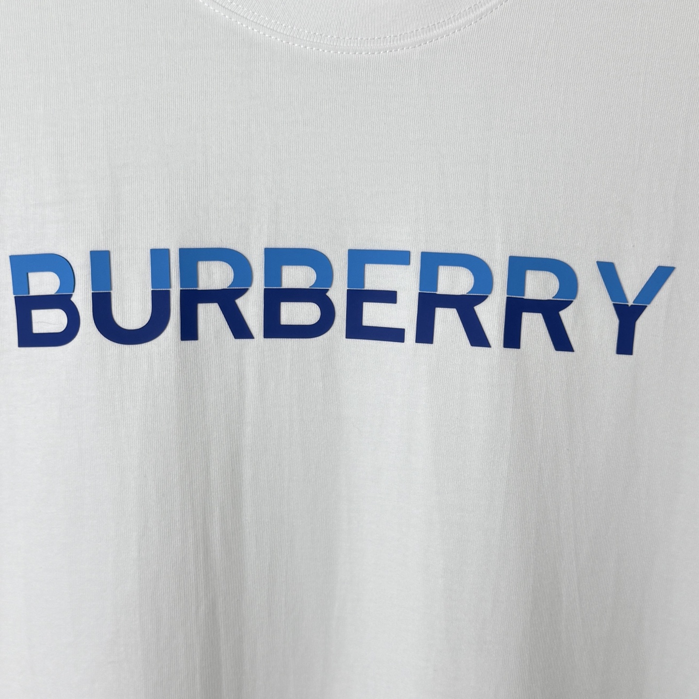 Burberry BURBERRY/巴宝莉 立体拼色胶印字母LOGO圆领短袖T恤