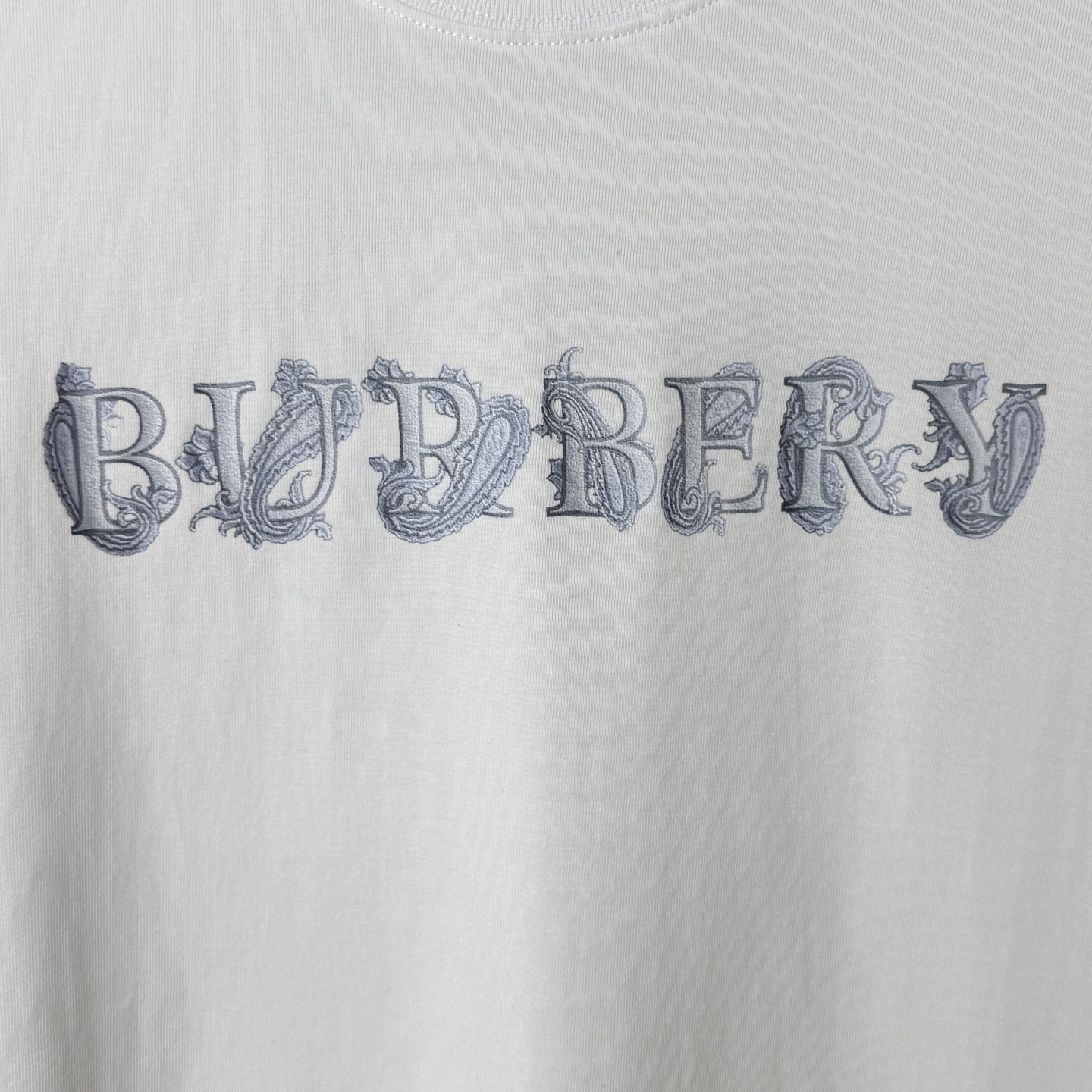 Burberry BURBERRY/巴宝莉 立体发泡字母LOGO圆领短袖T恤