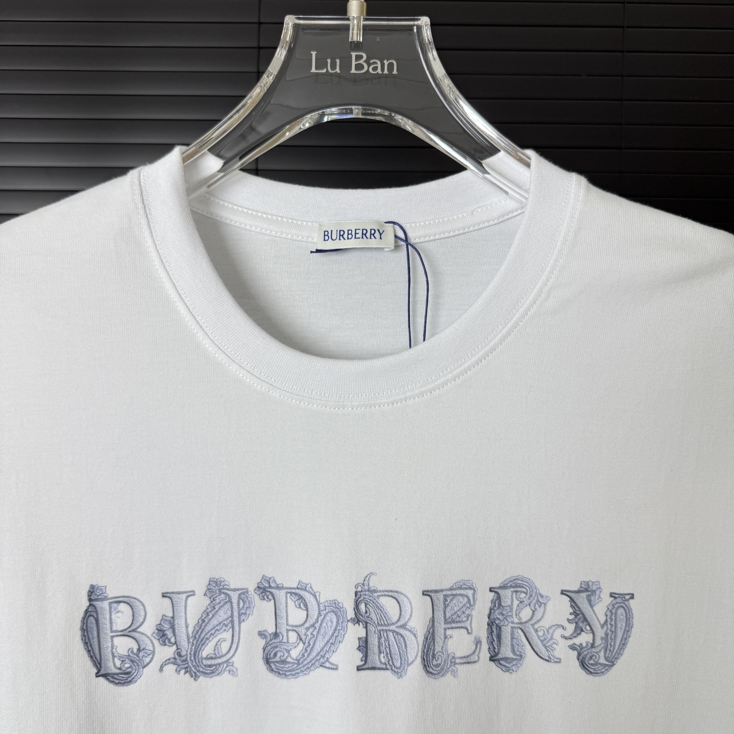Burberry BURBERRY/巴宝莉 立体发泡字母LOGO圆领短袖T恤