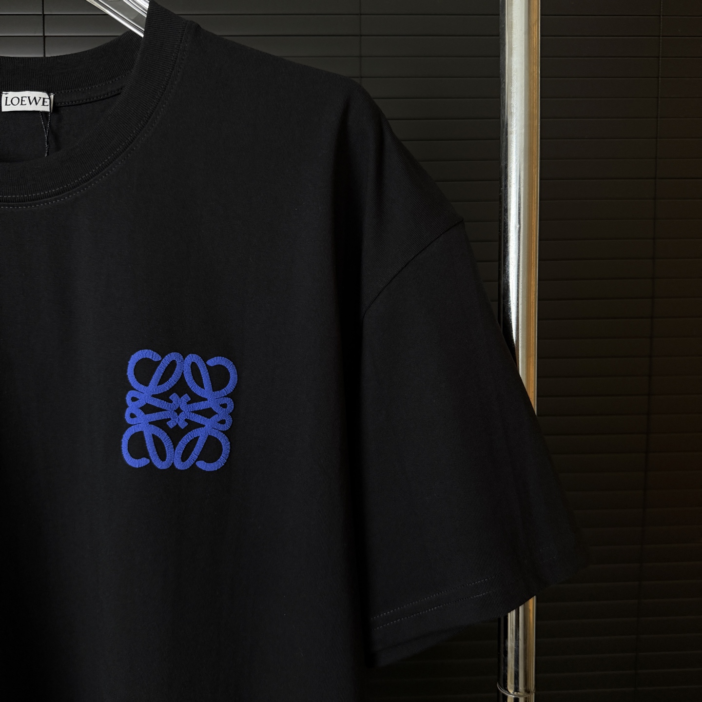Loewe LOEWE/罗意威 立体凹凸褶皱发泡 字母LOGO圆领短袖T恤