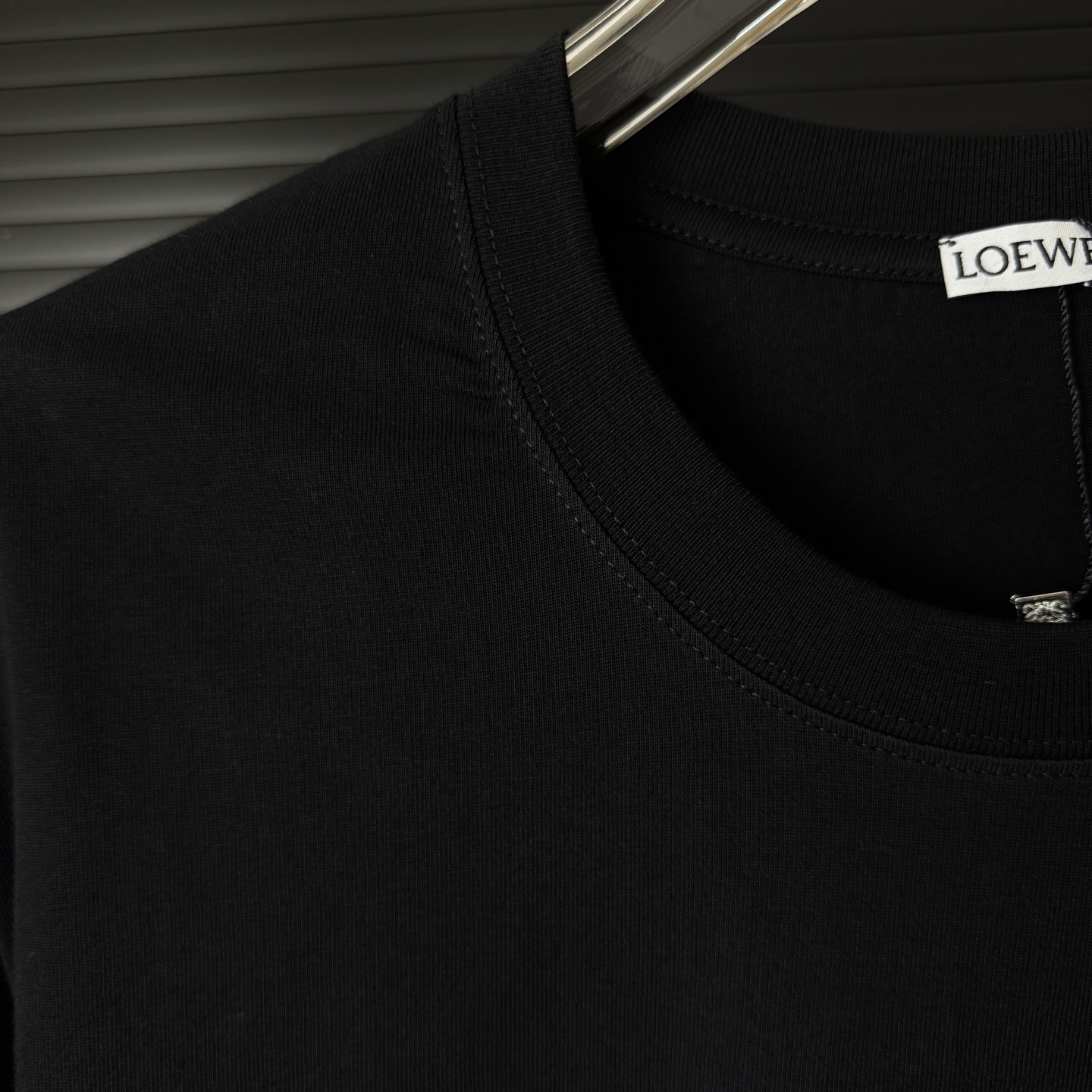 Loewe LOEWE/罗意威 彩虹图案口袋印字母LOGO圆领短袖T恤