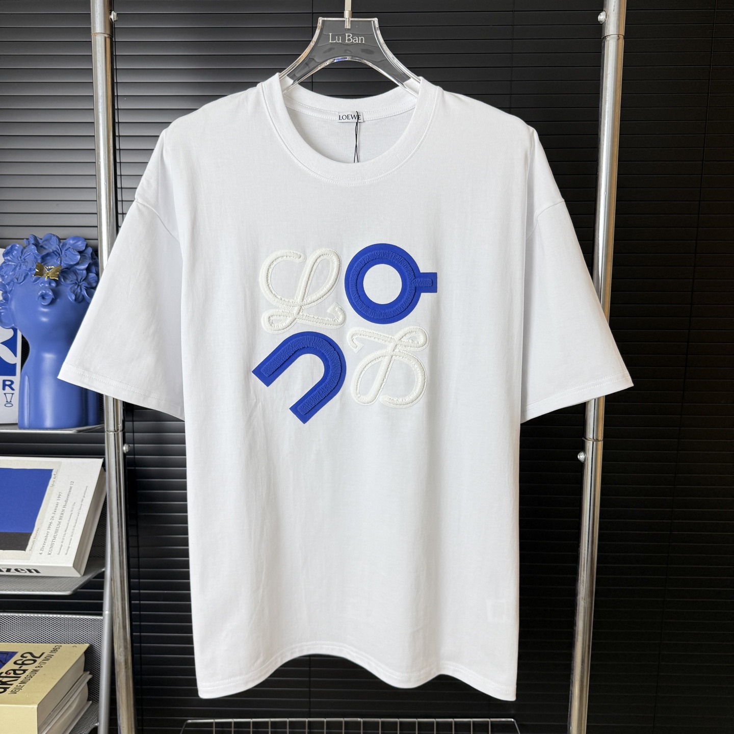 Loewe LOEWE/罗意威 立体凹凸褶皱发泡 字母LOGO圆领短袖T恤