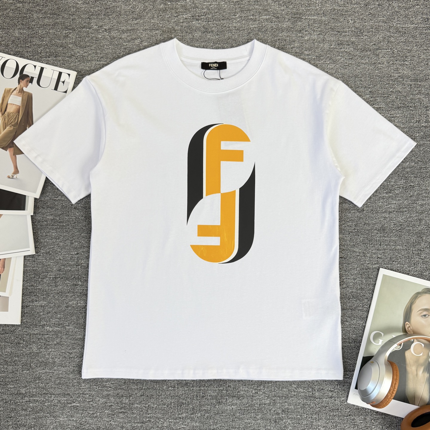 Fendi FENDI/芬迪 高品质320克圆领短袖T恤