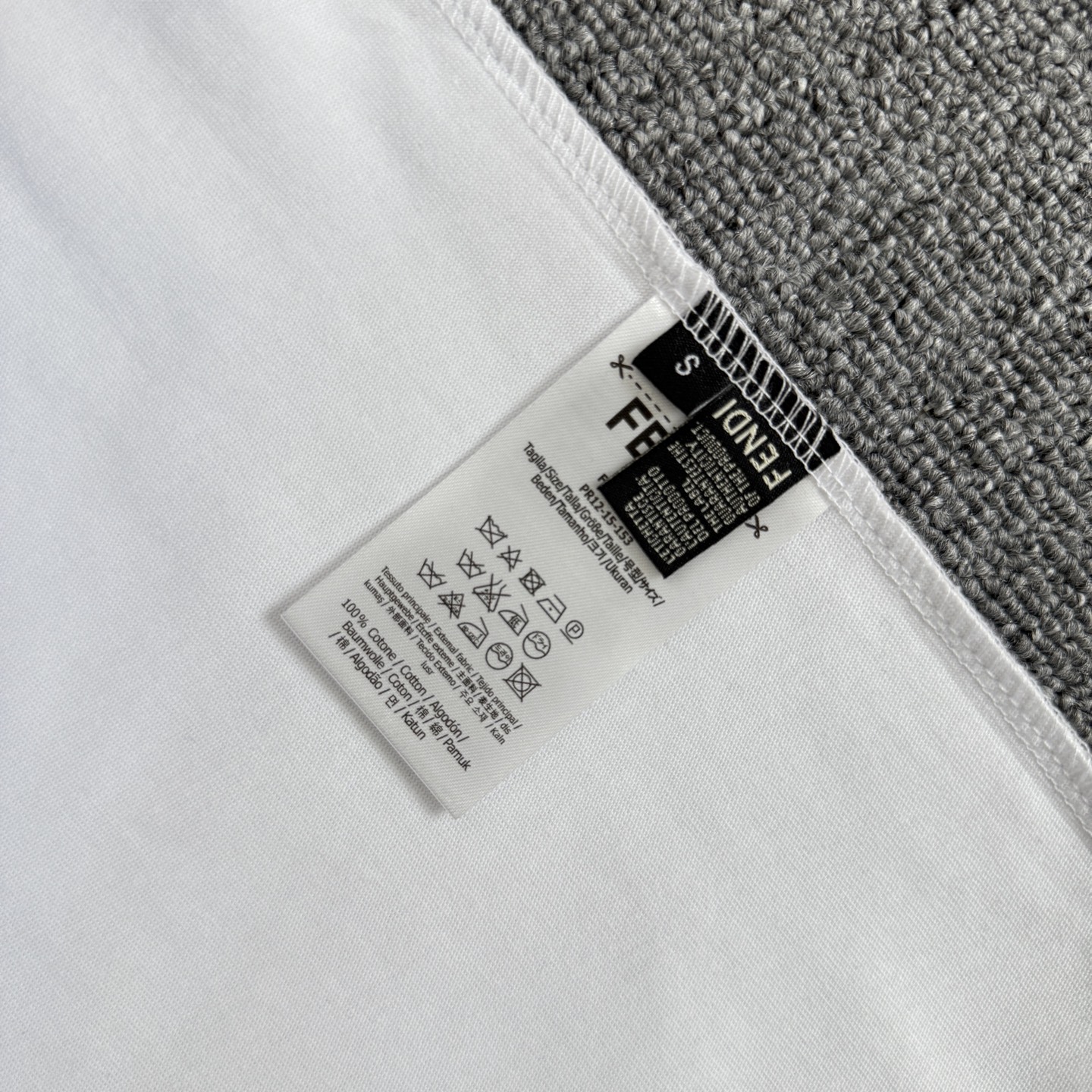 Fendi FENDI/芬迪 高品质320克圆领短袖T恤