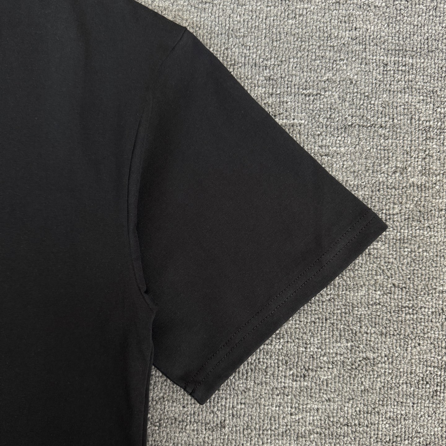 Fendi FENDI/芬迪 高品质320克圆领短袖T恤