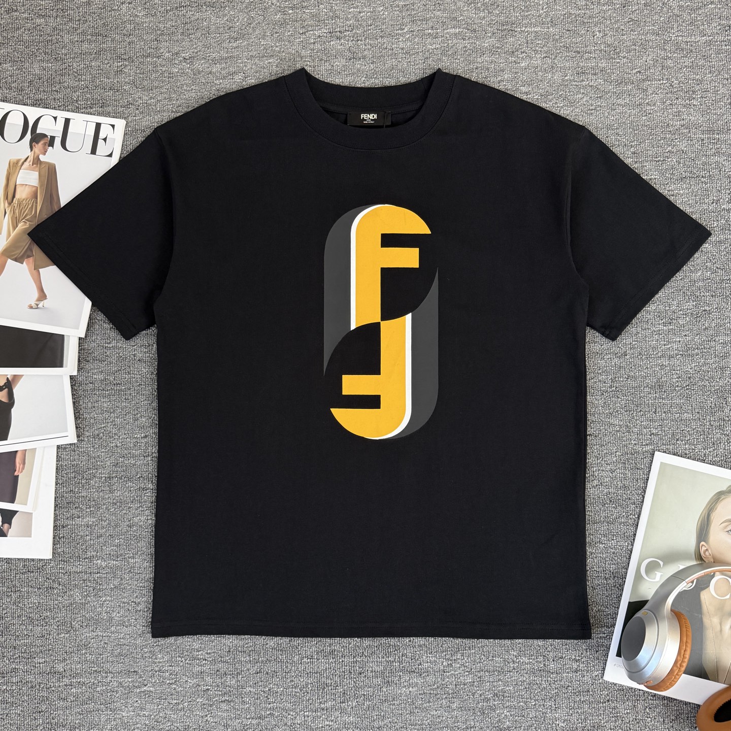 Fendi FENDI/芬迪 高品质320克圆领短袖T恤