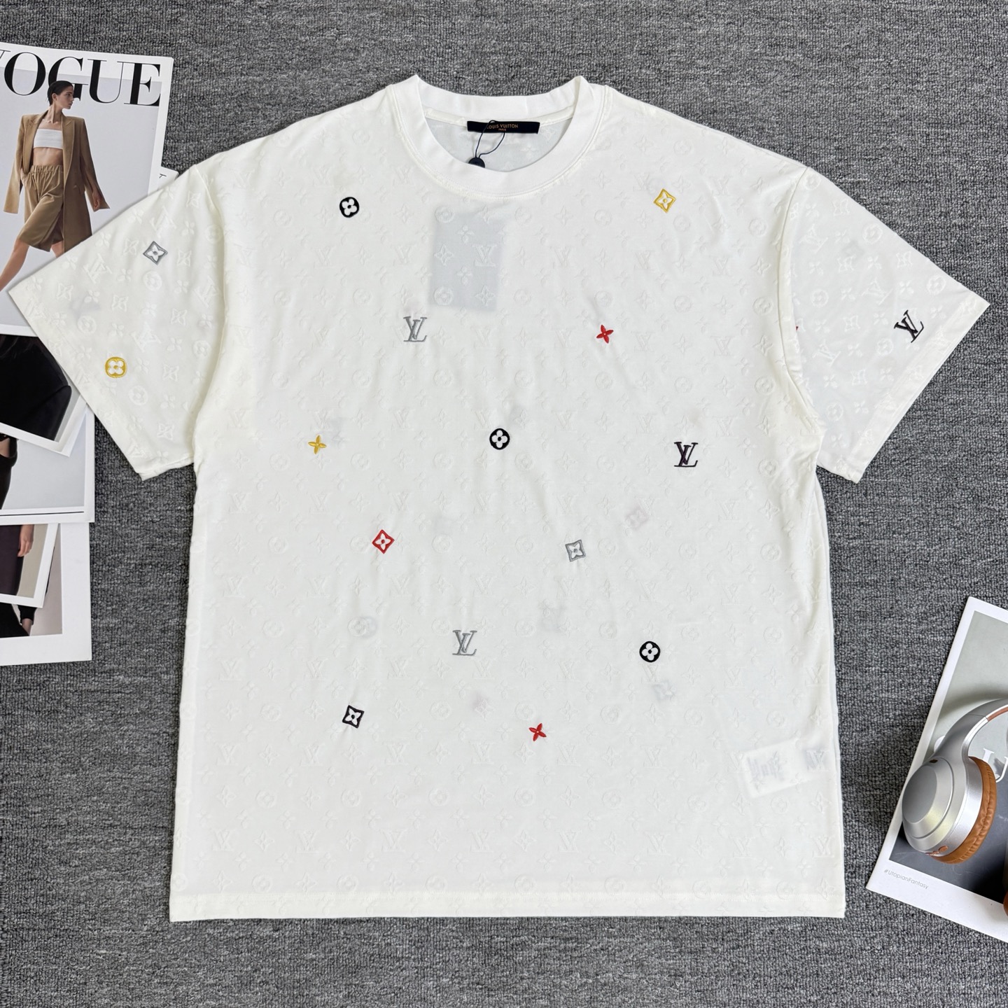 P90 A641 (Llegó el mismo día, disponible en stock) Louis Vuitton/Louis Vuitton Camiseta de manga corta con cuello redon…