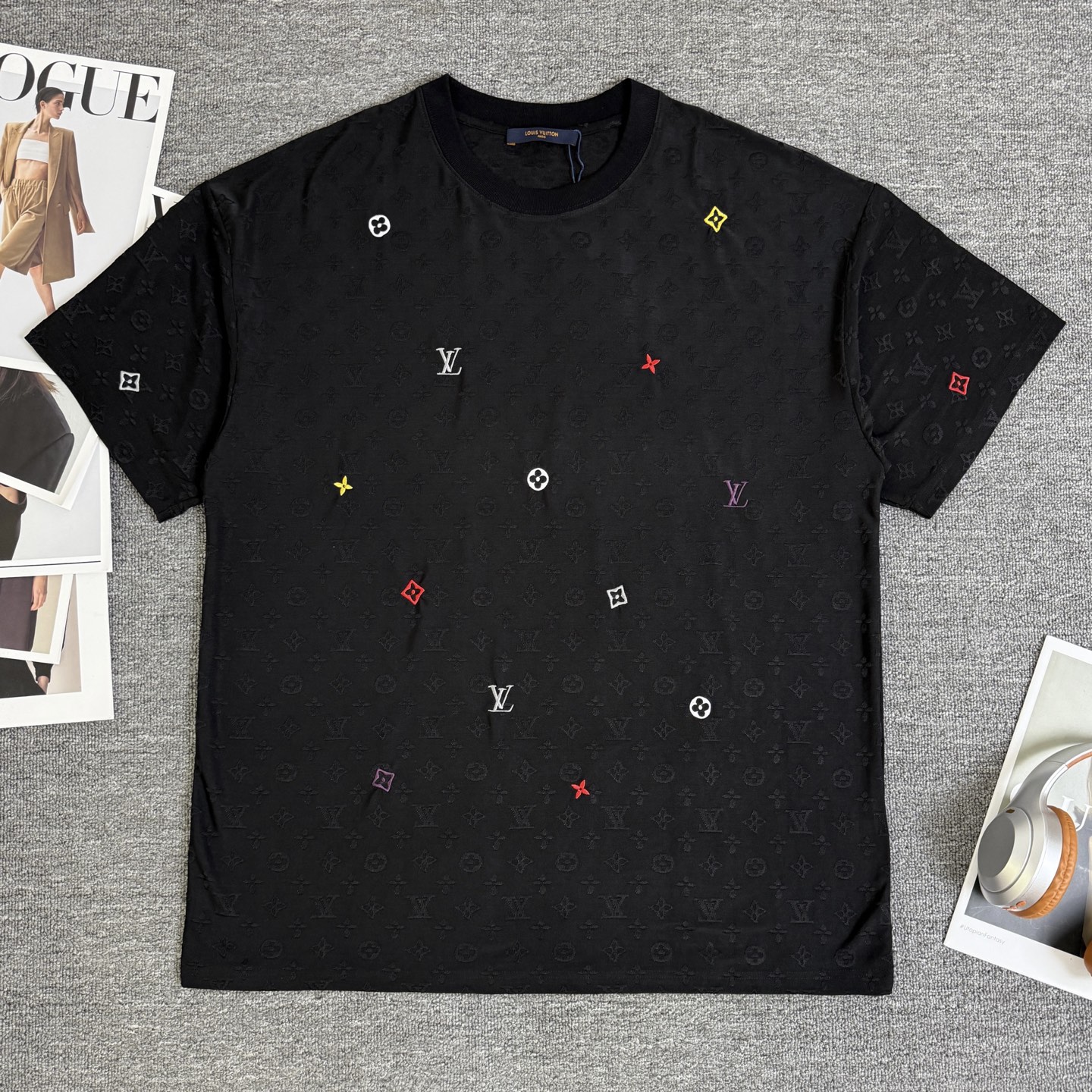 P90 A642 (Llegó el mismo día, disponible en stock) Louis Vuitton/Louis Vuitton Camiseta de manga corta con cuello redon…