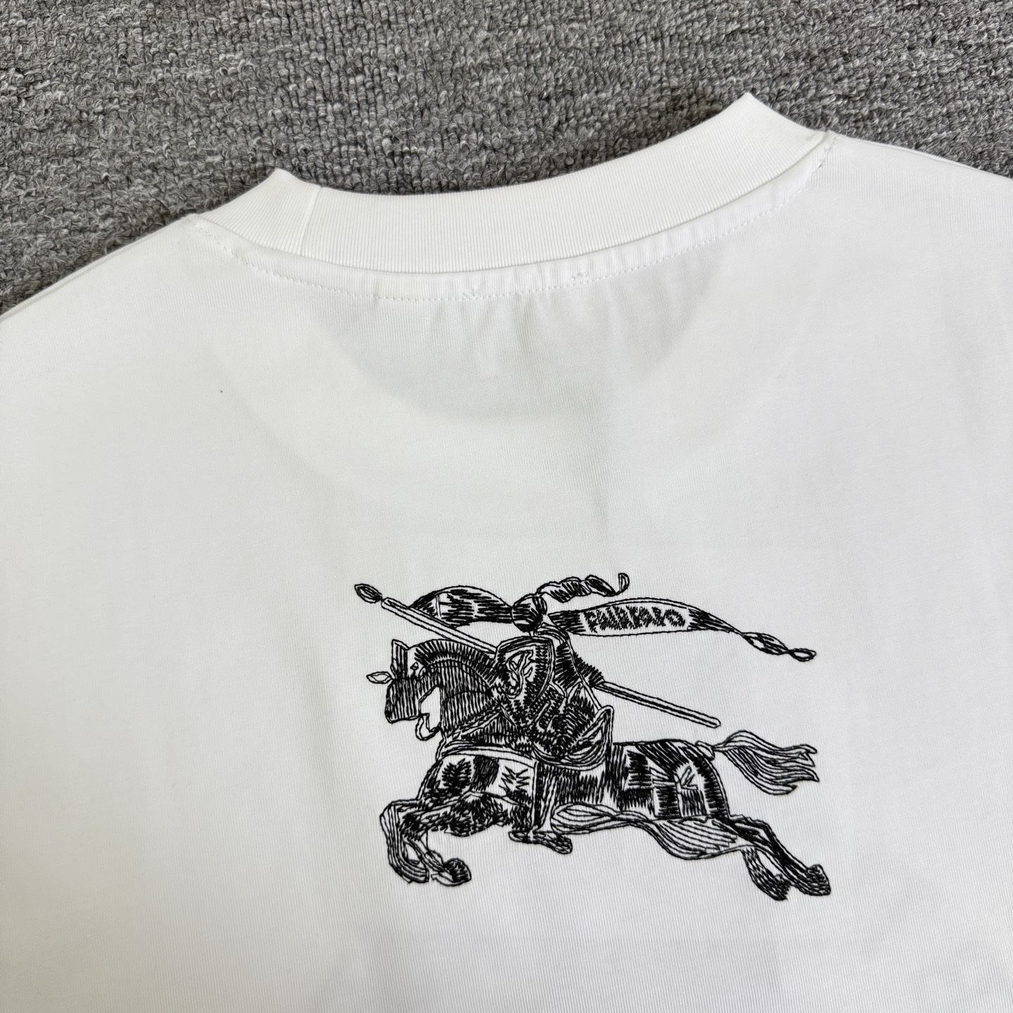 Burberry BURBERRY/巴宝莉 高品质320克圆领短袖T恤