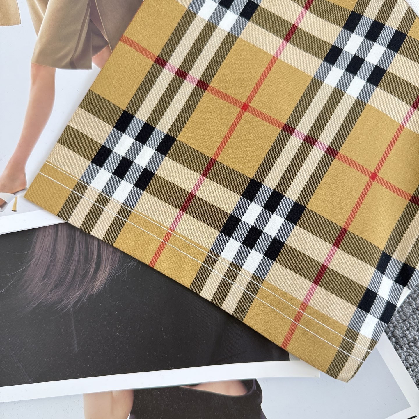 Burberry BURBERRY/巴宝莉 高品质320克圆领短袖T恤