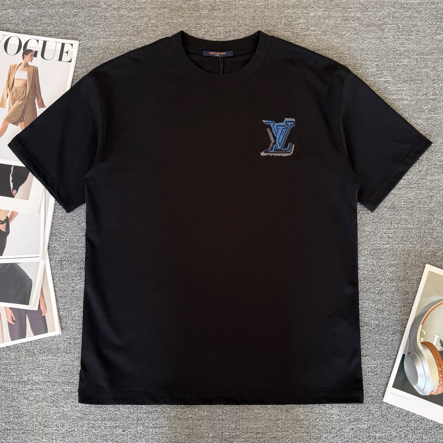 P85 A670 (Llegó el mismo día, disponible en stock) Louis Vuitton / Louis Vuitton Camiseta de manga corta con cuello red…