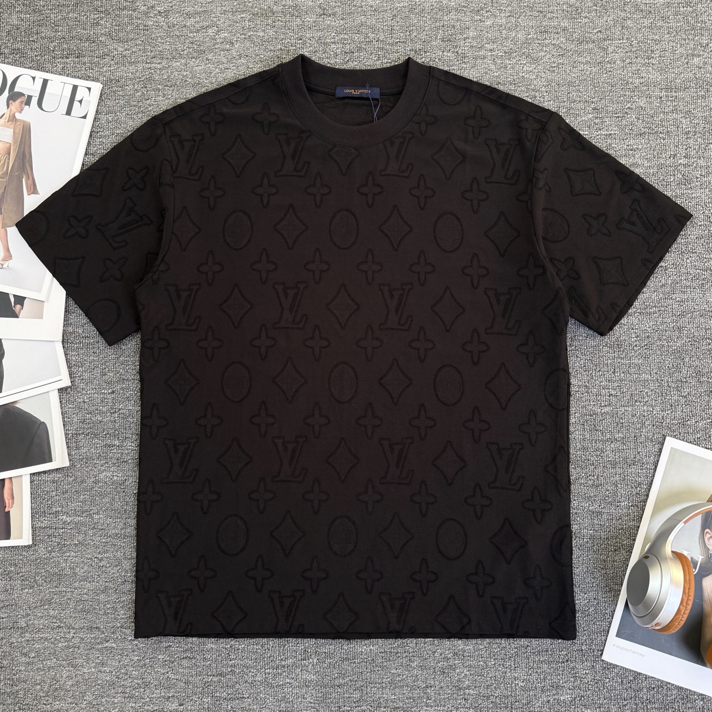 P85 A699 (Llegó el mismo día, disponible en stock) Louis Vuitton / Louis Vuitton Camiseta de manga corta con cuello red…