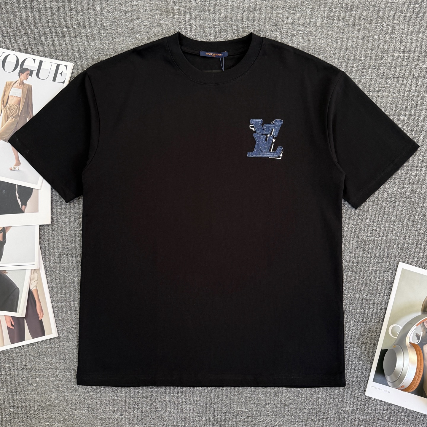 P90 A703 (Llegó el mismo día, disponible en stock) Louis Vuitton / Louis Vuitton Camiseta de manga corta con cuello red…