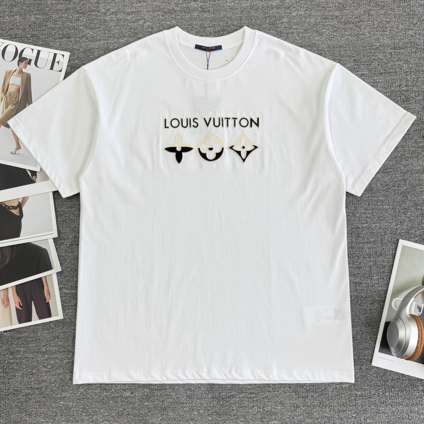 P90 A754 (Llegó el mismo día, disponible en stock) Louis Vuitton / Louis Vuitton Camiseta de manga corta con cuello red…