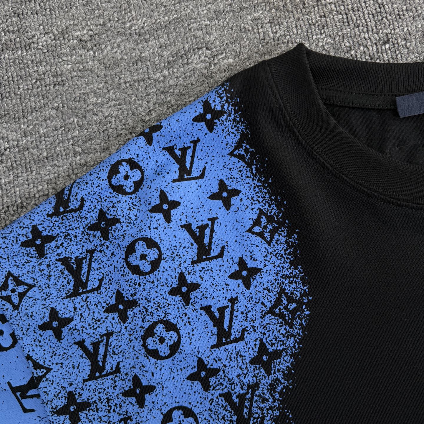 Louis Vuitton Louis Vuitton/路易威登 高品质320克圆领短袖T恤