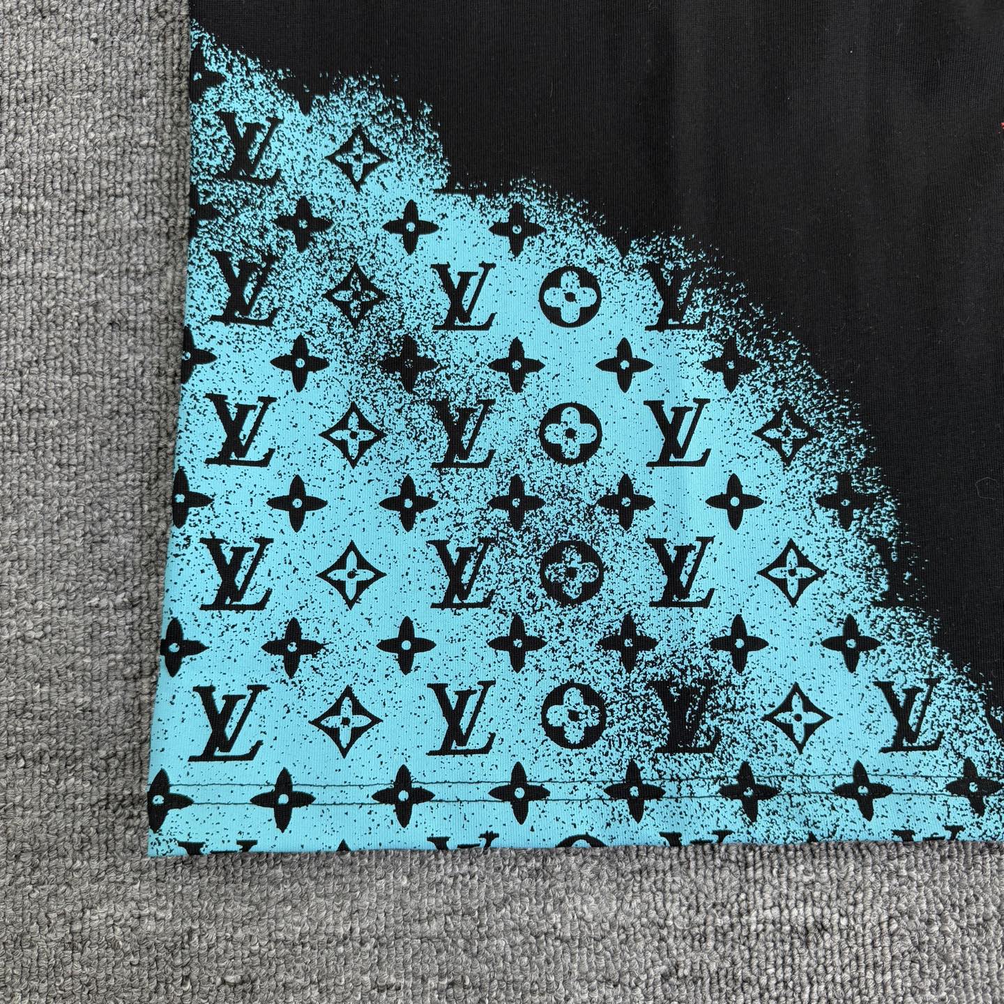 Louis Vuitton Louis Vuitton/路易威登 高品质320克圆领短袖T恤