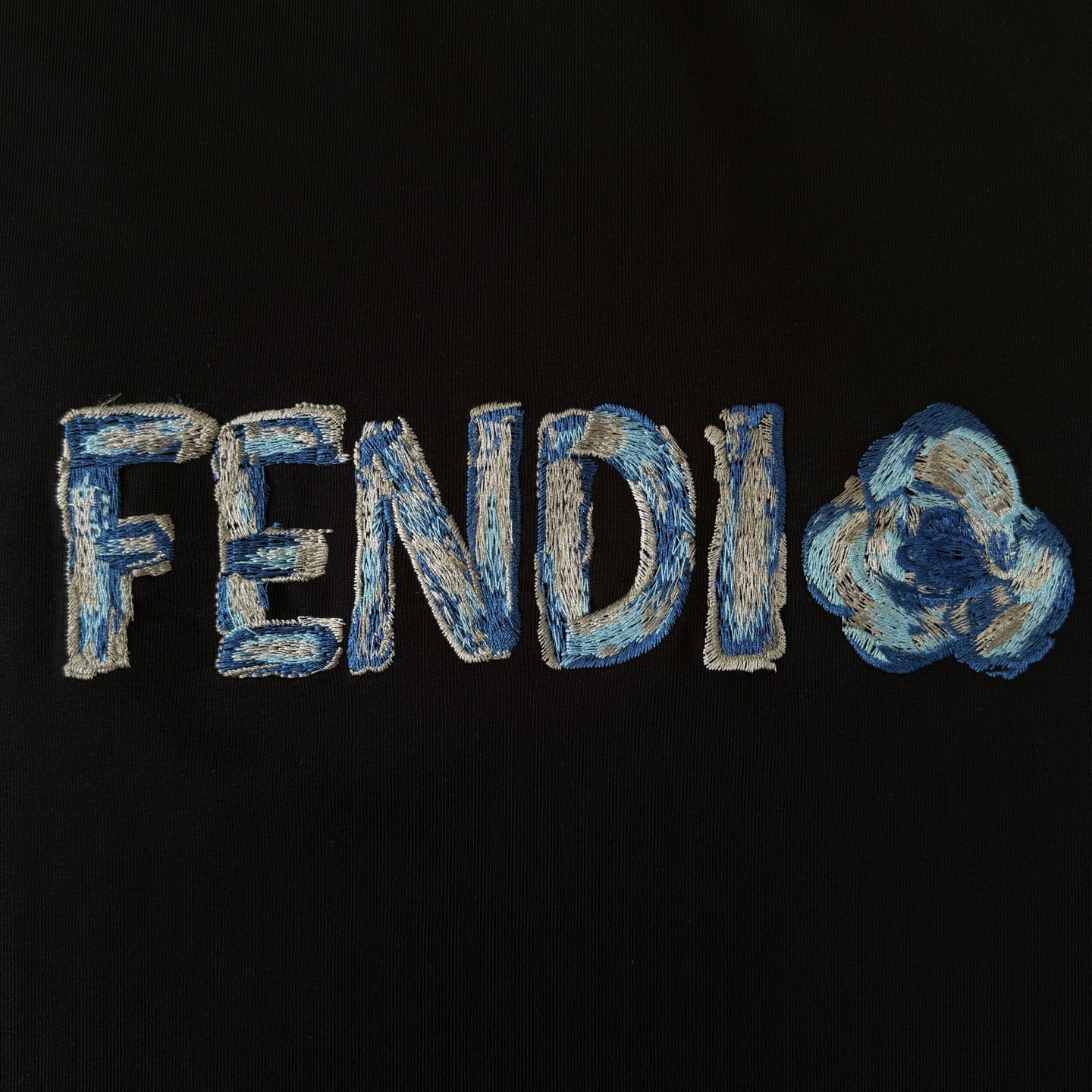 Fendi FENDI/芬迪 高品质320克圆领短袖T恤
