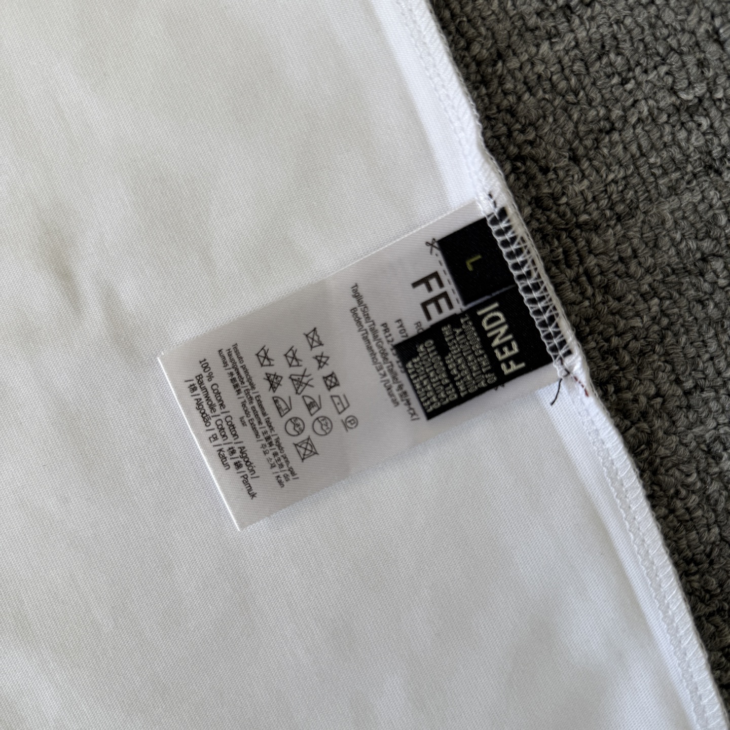 Fendi FENDI/芬迪 高品质320克圆领短袖T恤