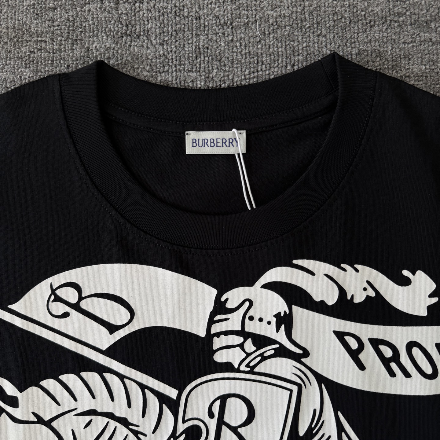 Burberry BURBERRY/巴宝莉 高品质320克圆领短袖T恤