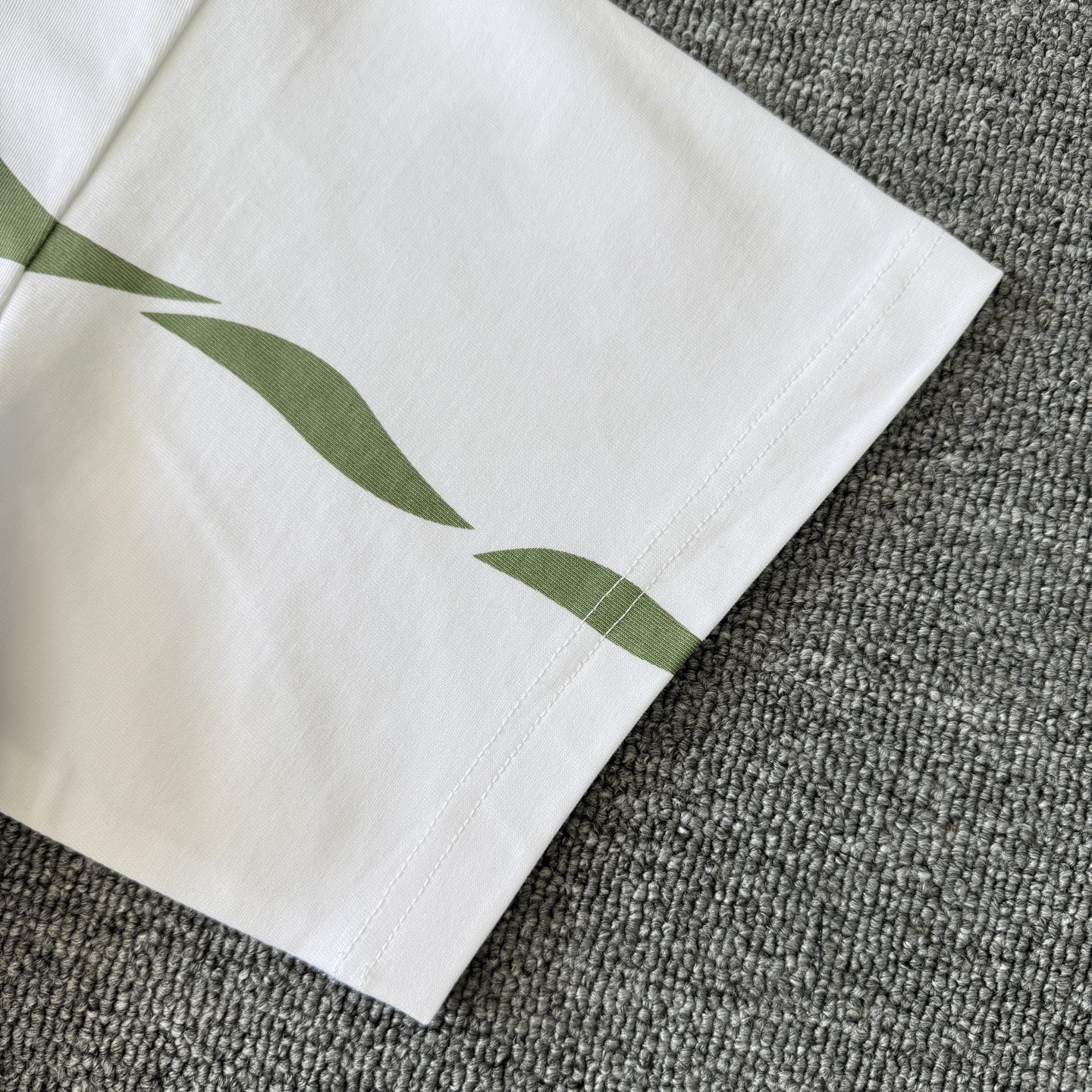 Burberry BURBERRY/巴宝莉 高品质320克圆领短袖T恤