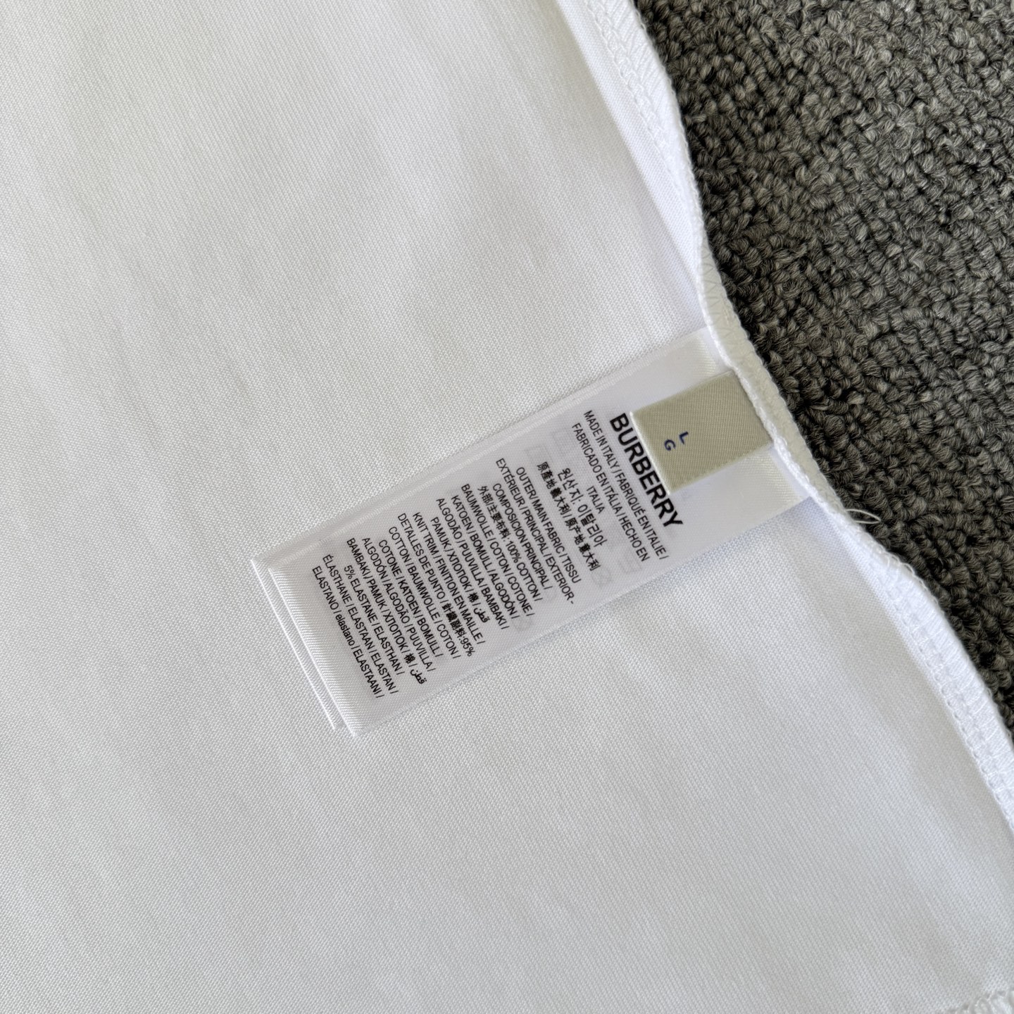 Burberry BURBERRY/巴宝莉 高品质320克圆领短袖T恤