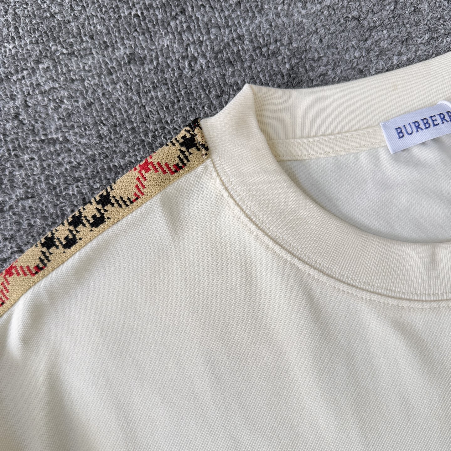 Burberry BURBERRY/巴宝莉 高品质320克圆领短袖T恤