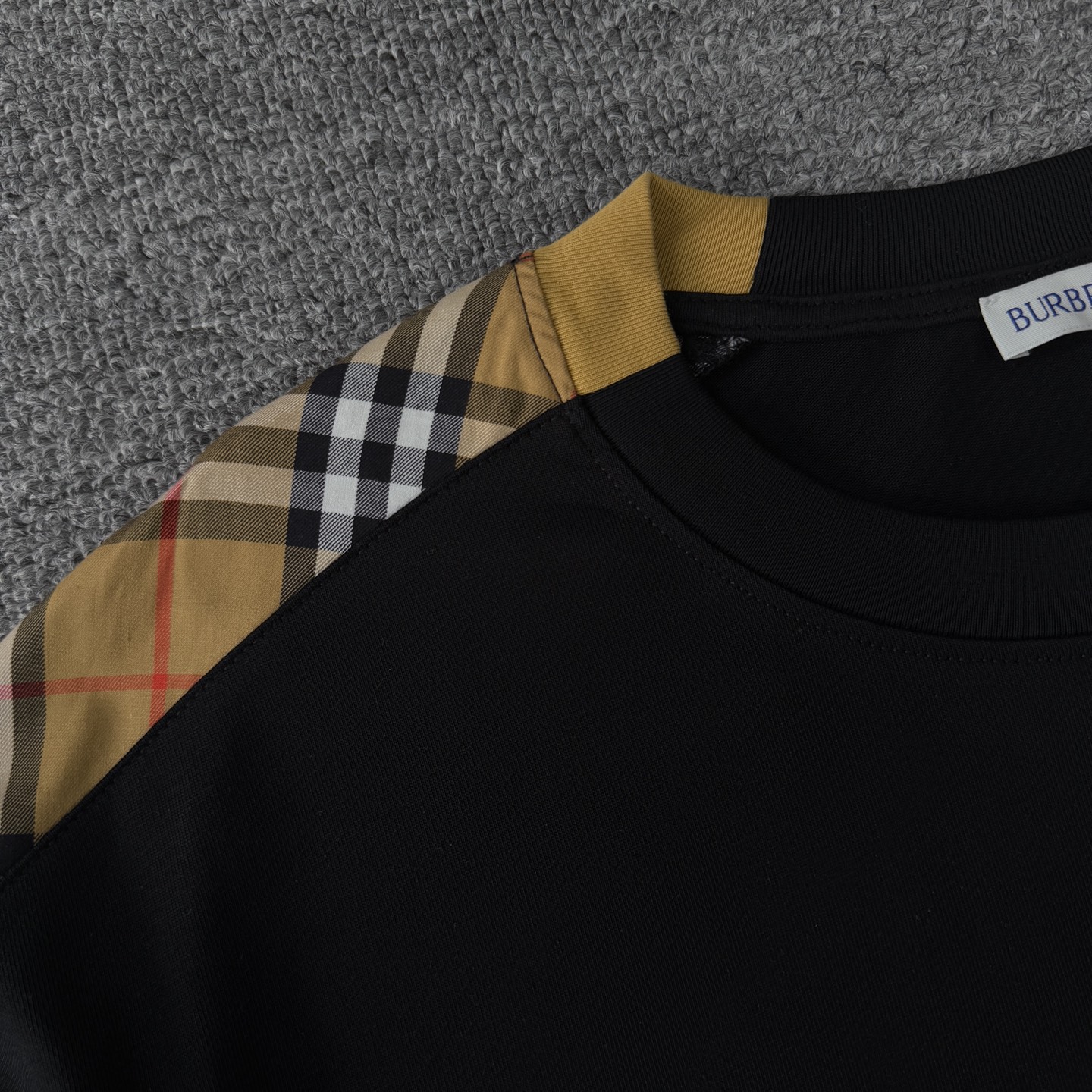 Burberry BURBERRY/巴宝莉 高品质320克圆领短袖T恤
