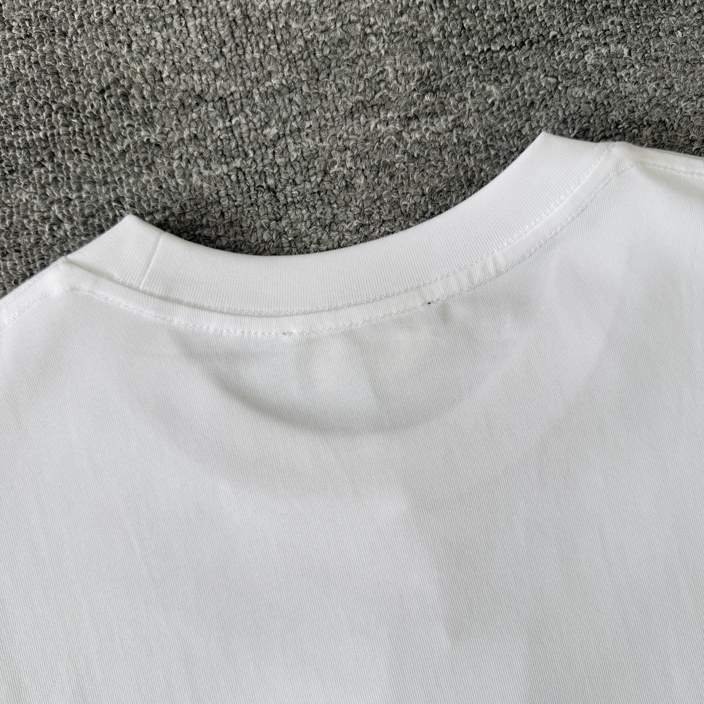 Fendi FENDI/芬迪 高品质320克圆领短袖T恤