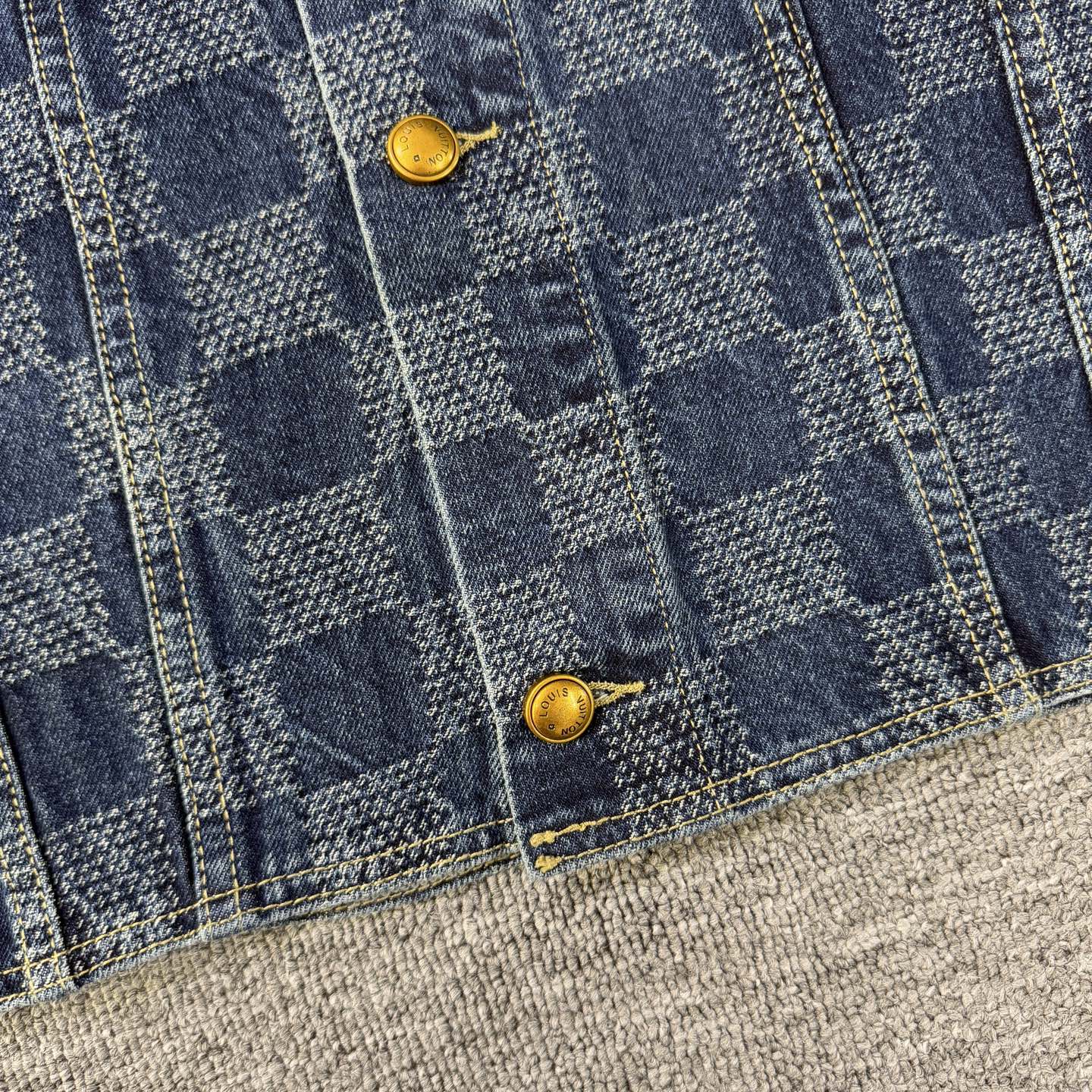 Louis Vuitton Louis Vuitton 路易威登2026新款LV棋盘格水洗牛仔外套