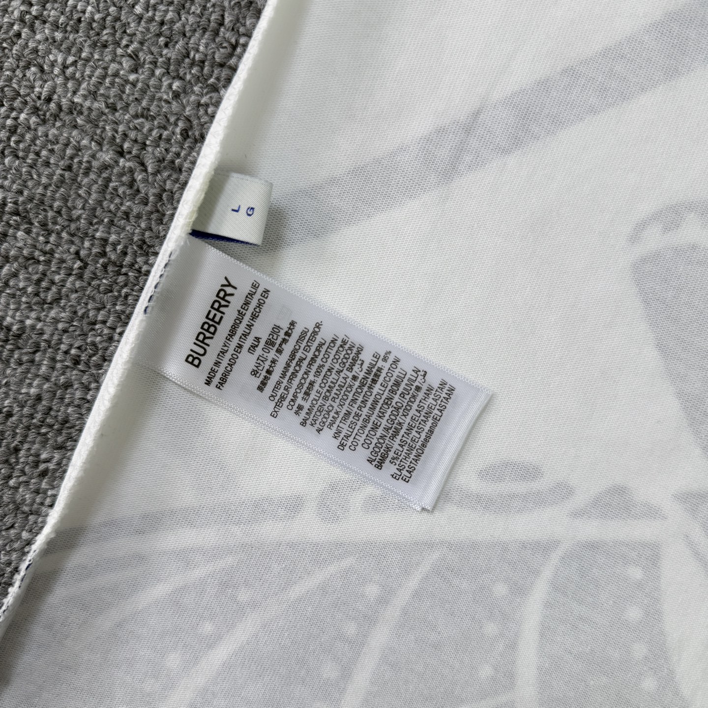 Burberry Burberry巴宝莉2026新款 战马印花圆领T恤短袖