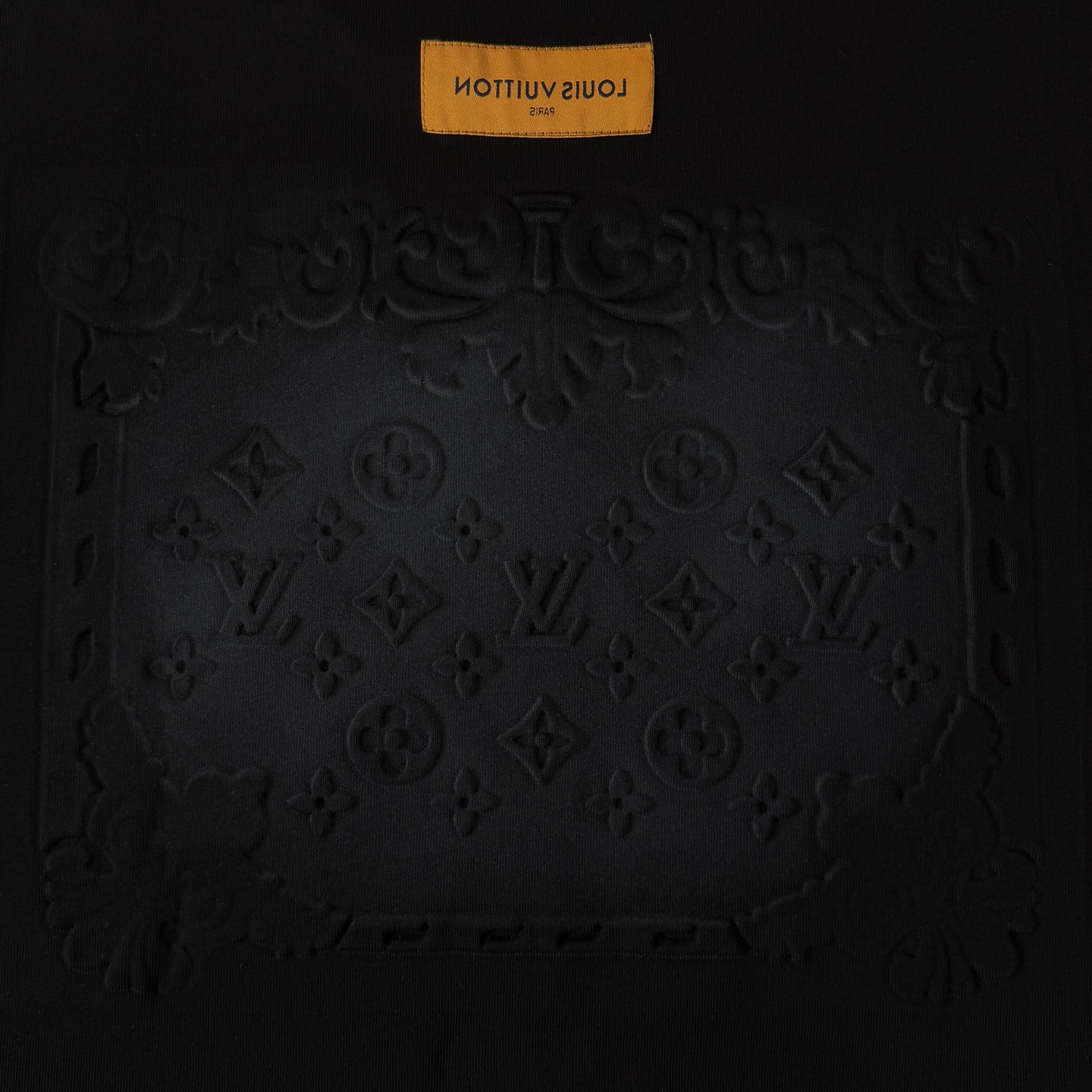 Louis Vuitton LOUIS VUITTON/路易威登LV 2025夏季新款重工高品质老花浮雕喷墨圆领短袖T恤