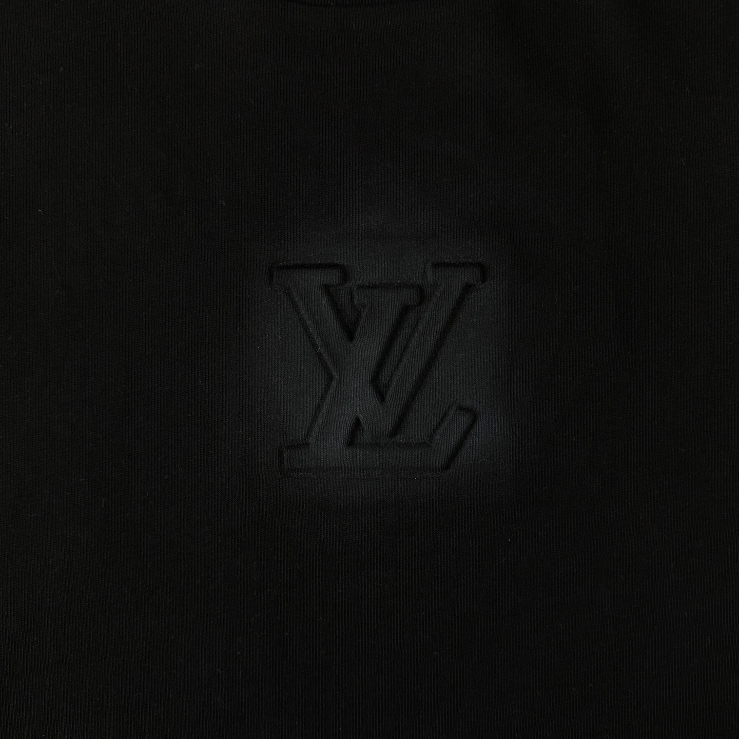 Louis Vuitton LOUIS VUITTON/路易威登LV 2025夏季新款重工高品质老花浮雕喷墨圆领短袖T恤