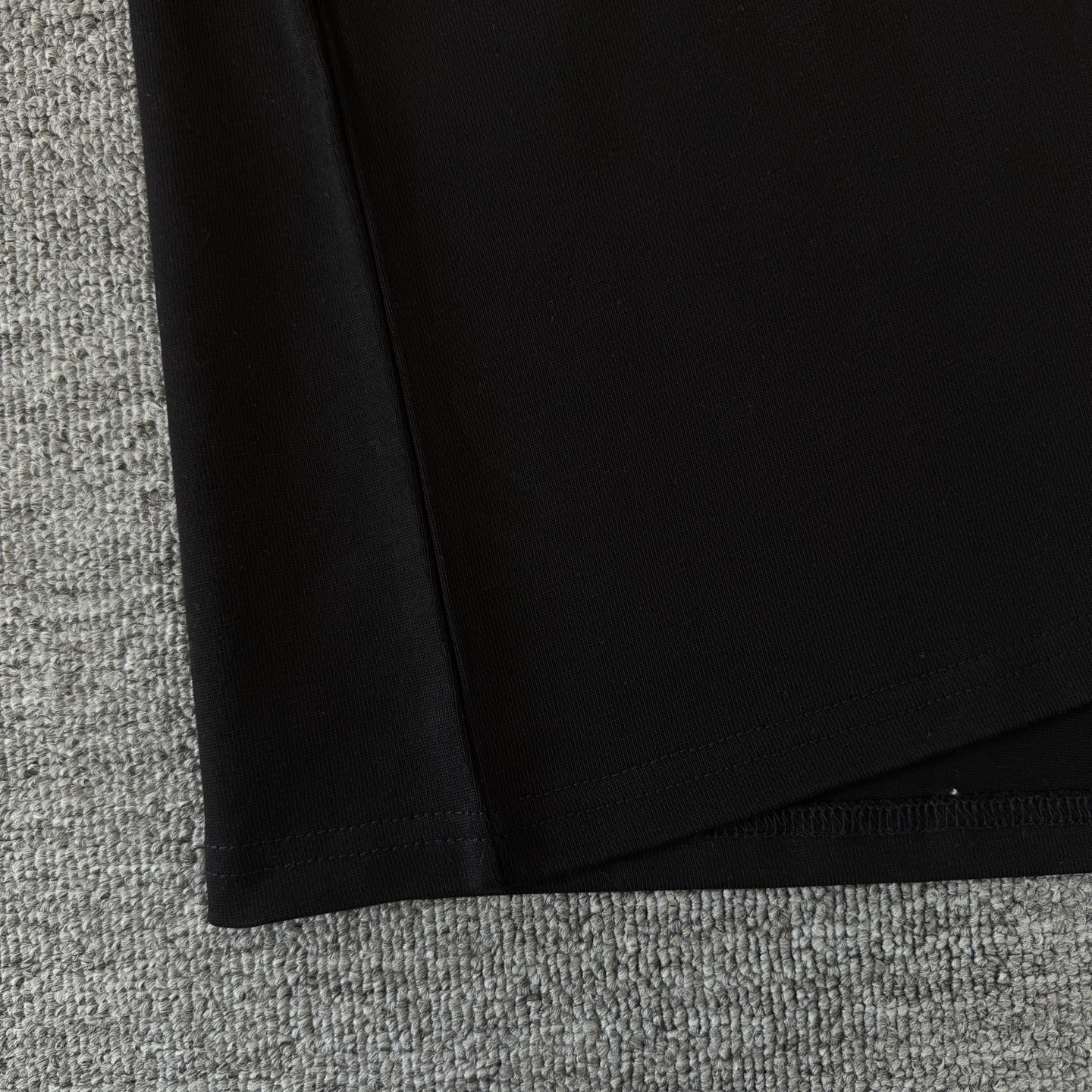Loewe 罗意威L0EWE 款极简纯色logo刺绣圆领短袖T恤