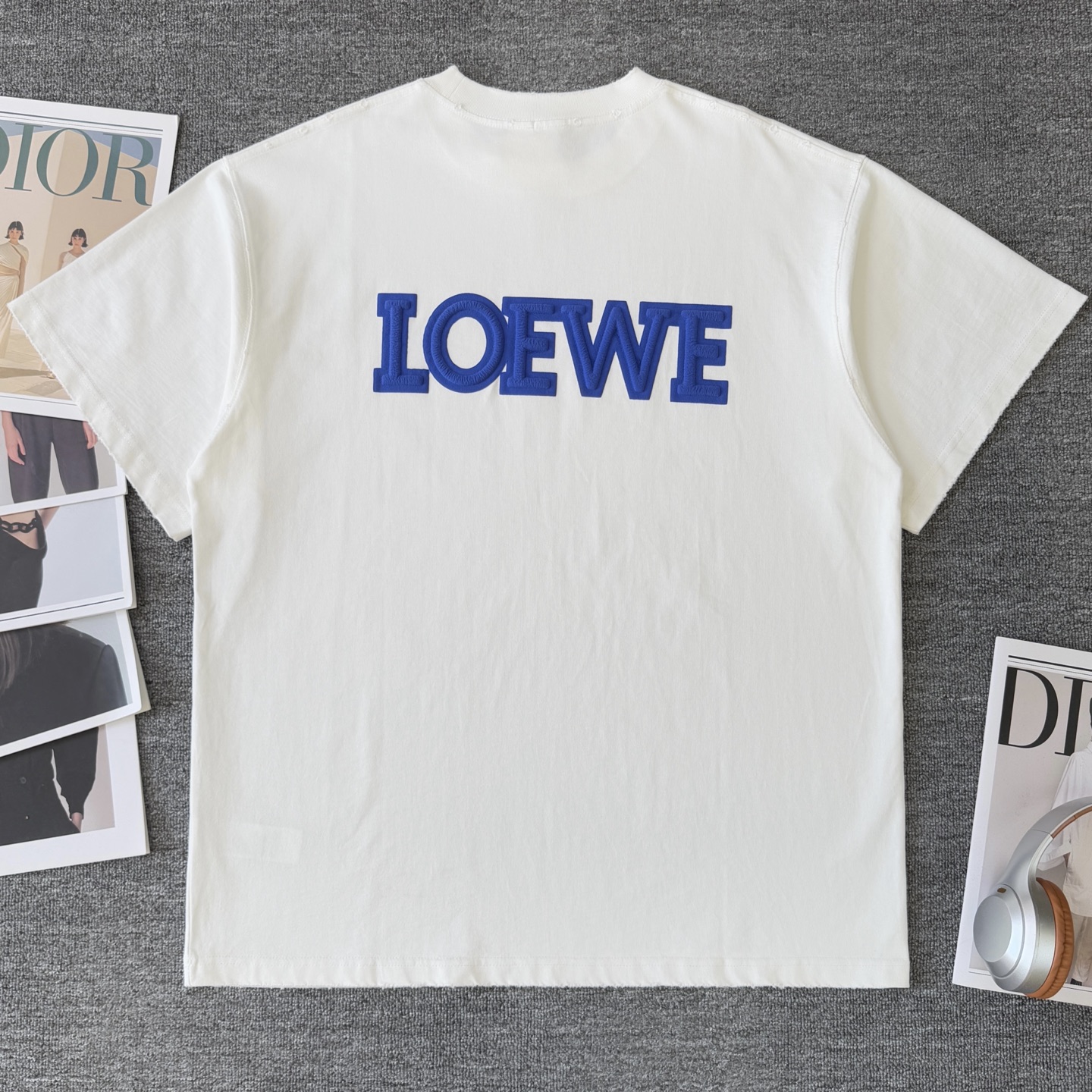 Loewe LOEWE罗意威 26SS新款3D发泡 字母立体做旧磨破圆领T恤短袖