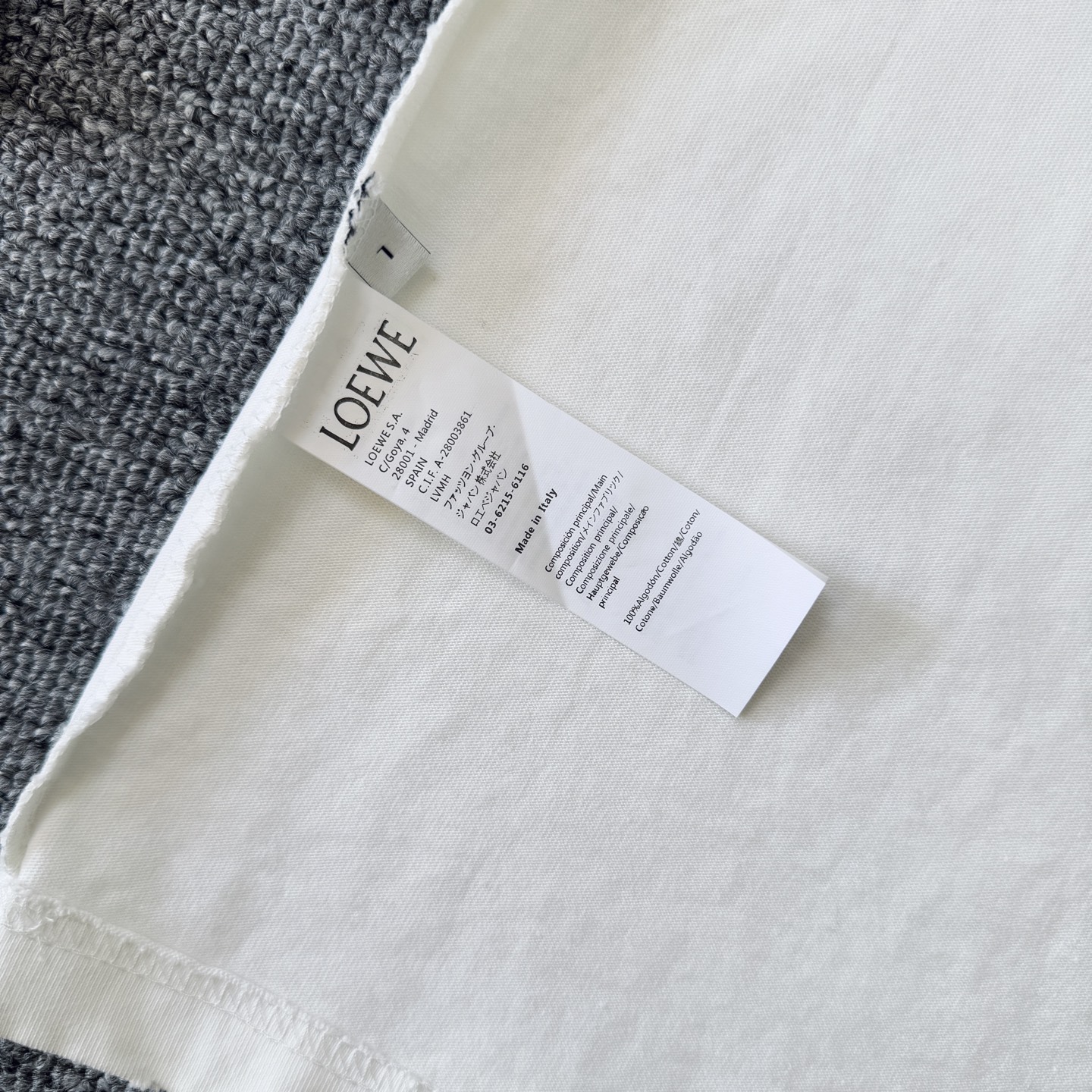 Loewe LOEWE罗意威 26SS新款3D发泡 字母立体做旧磨破圆领T恤短袖