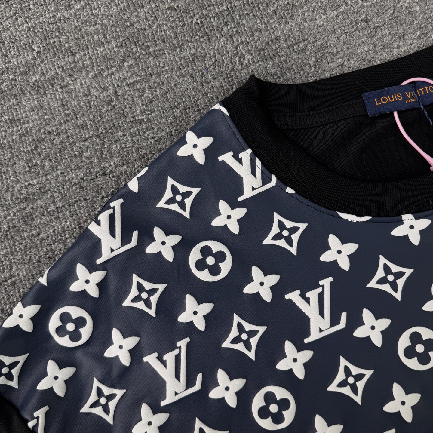 Louis Vuitton LOUIS VUITTON/路易威登LV 新款 老花满印云肩拼接短袖圆领T恤