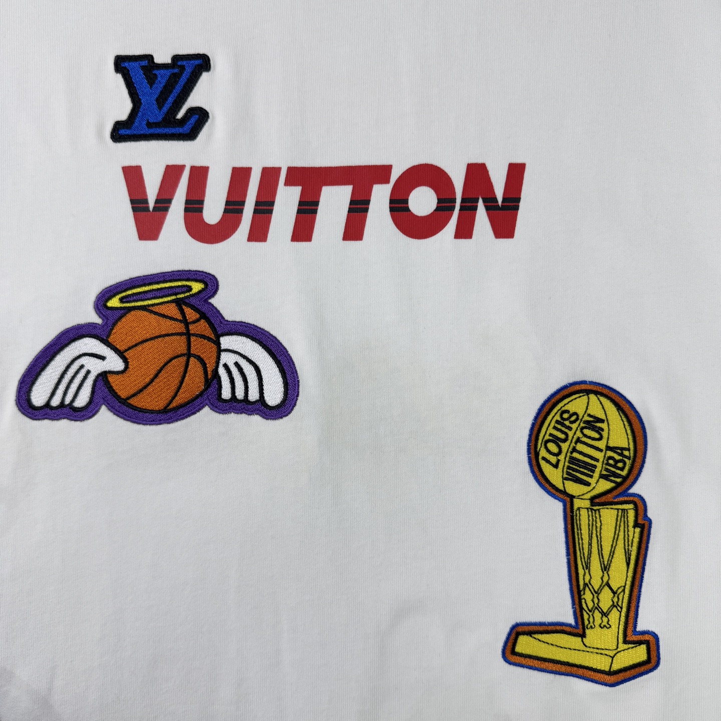 Louis Vuitton lv路易威登LOUIS VUITTON 驴家1v 联名nba刺绣满身图案字母半袖T恤短袖