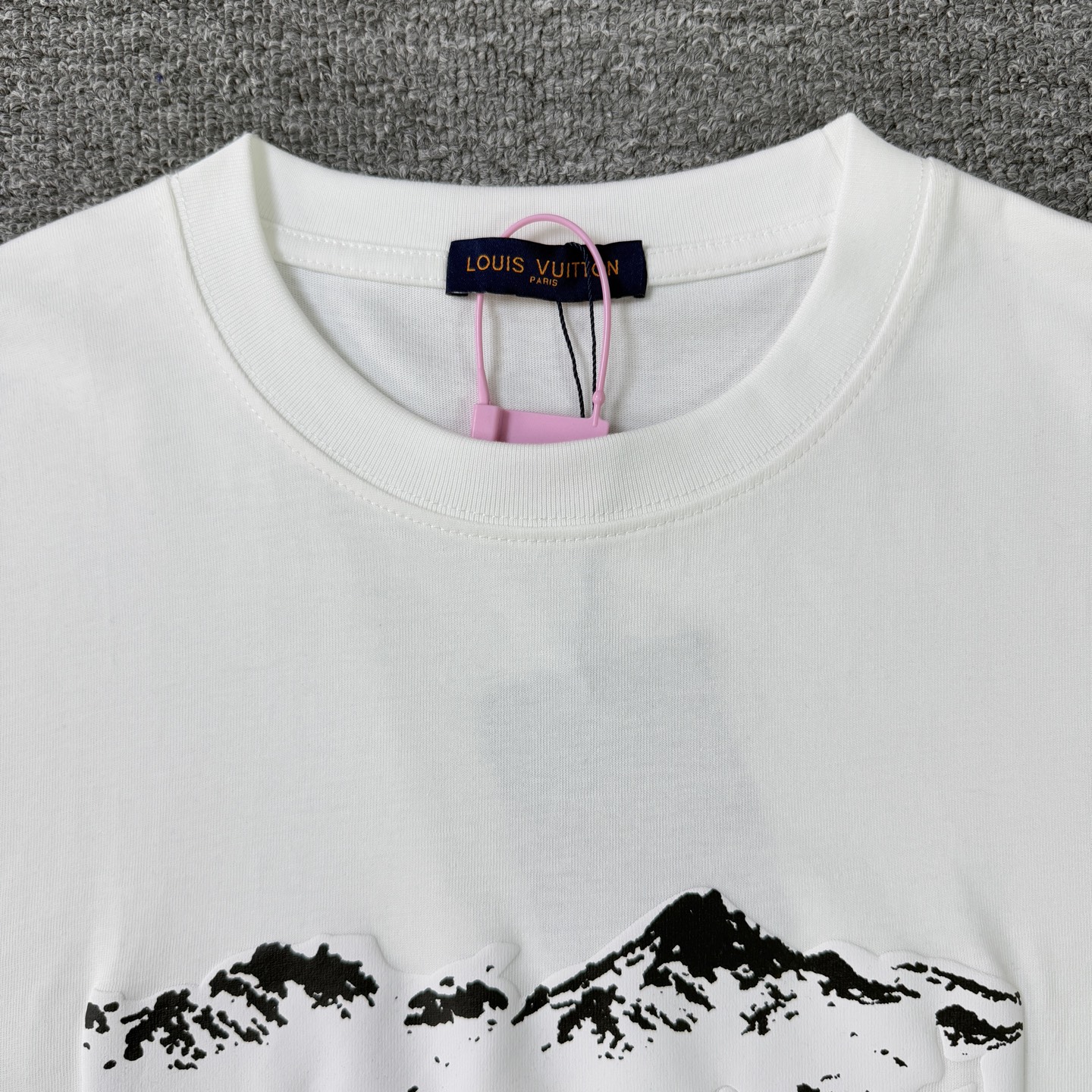 Louis Vuitton Louis Vuitton路易威登LV 2026新款SKI滑雪系列发泡印花T恤短袖