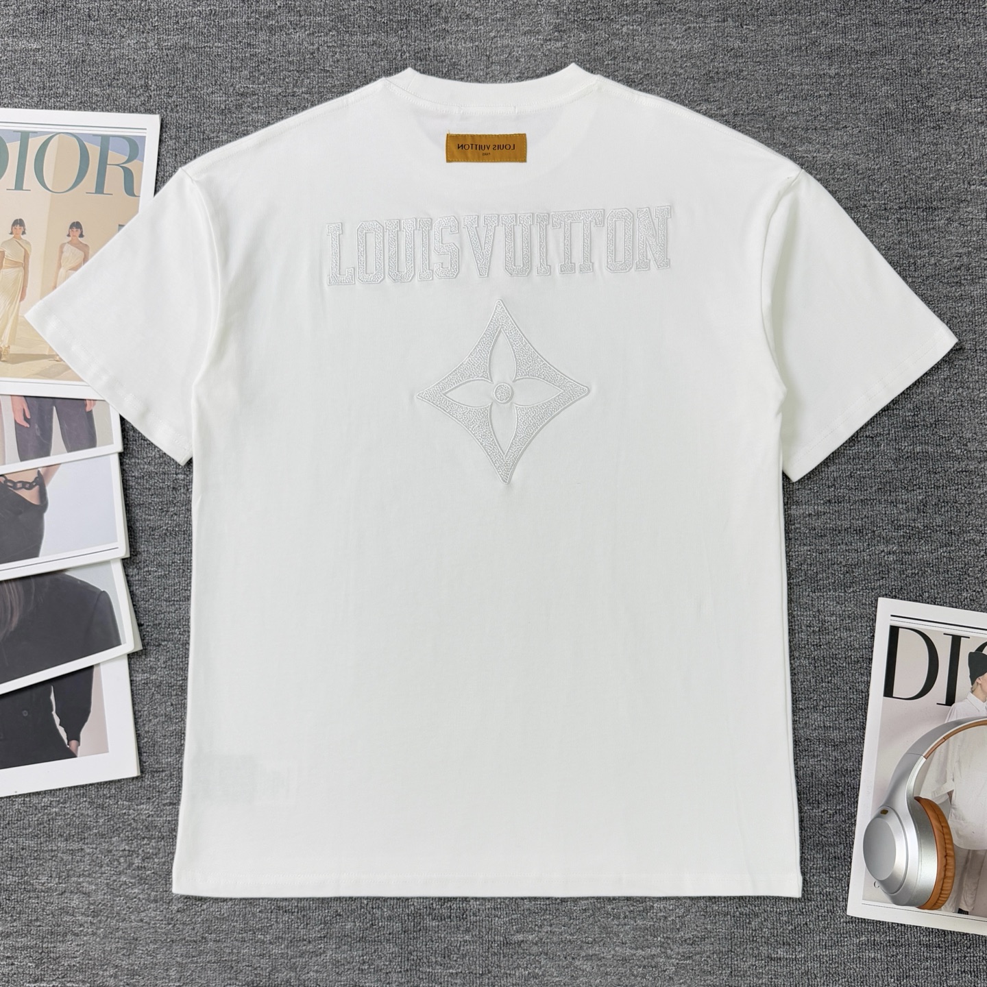 Louis Vuitton LOUIS VUITTON/路易威登LV 2025夏季新款 字母logo重工万针刺绣短袖圆领T恤