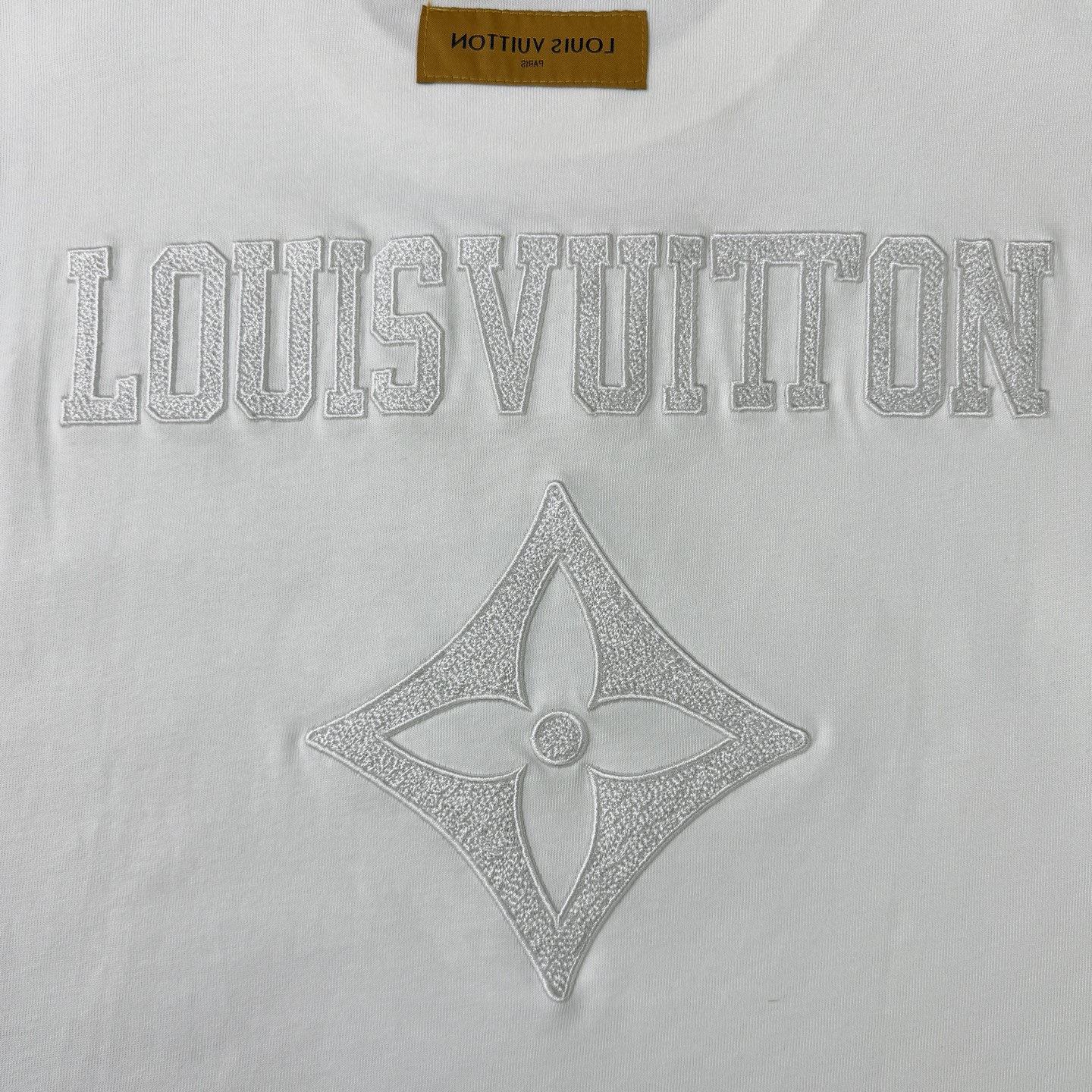Louis Vuitton LOUIS VUITTON/路易威登LV 2025夏季新款 字母logo重工万针刺绣短袖圆领T恤